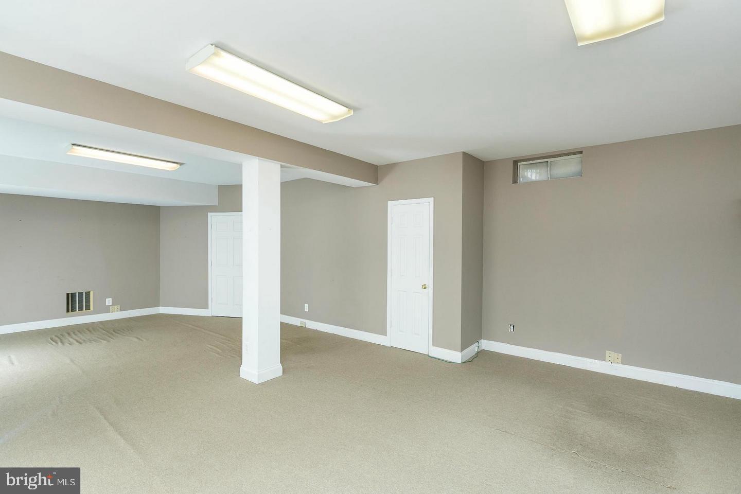 HAMPSHIRE GREENS - Residential