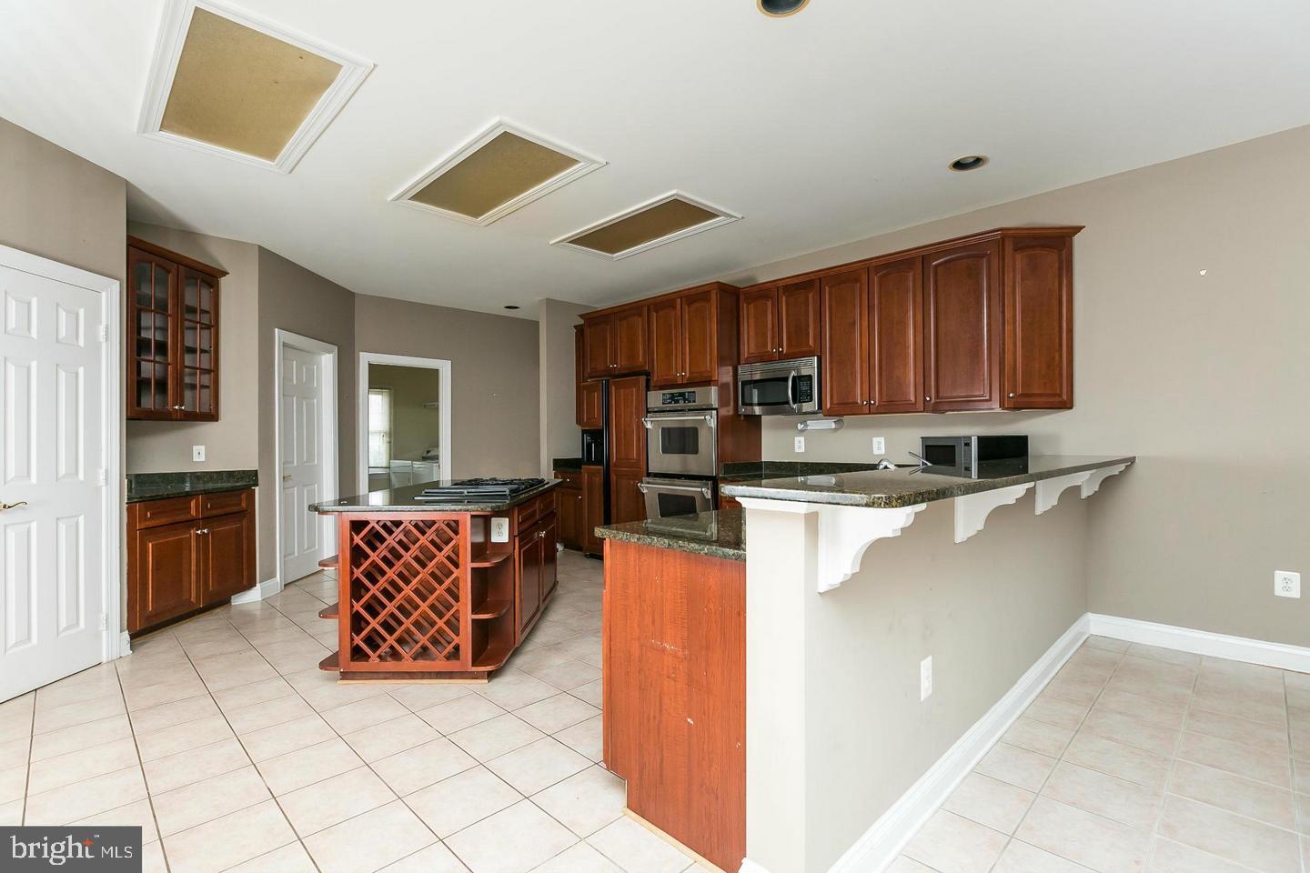 HAMPSHIRE GREENS - Residential