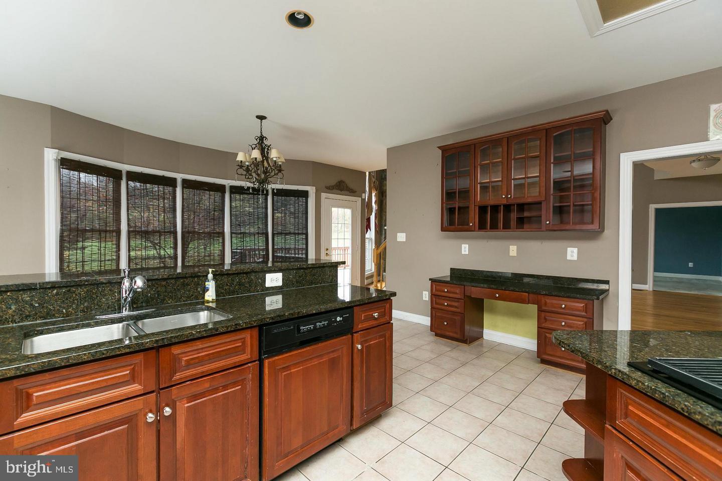 HAMPSHIRE GREENS - Residential