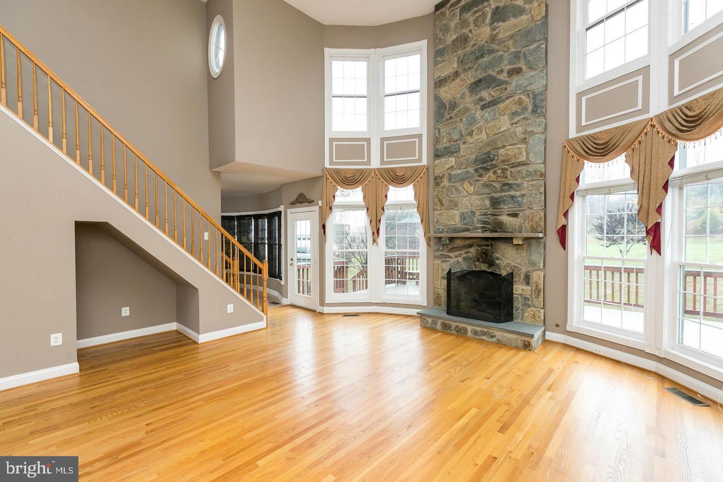 HAMPSHIRE GREENS - Residential