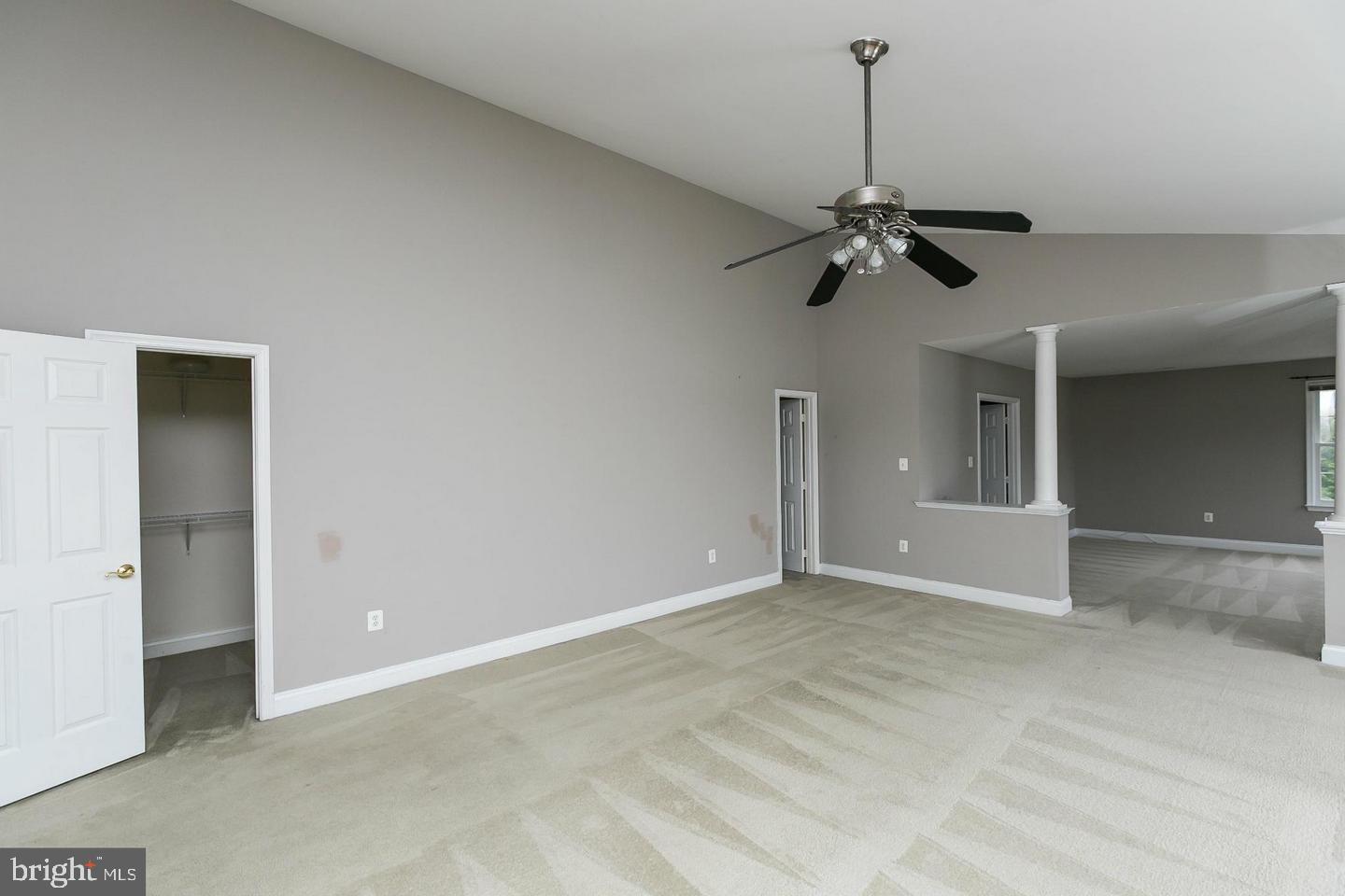 HAMPSHIRE GREENS - Residential