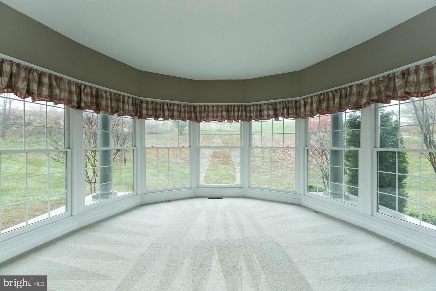 HAMPSHIRE GREENS - Residential