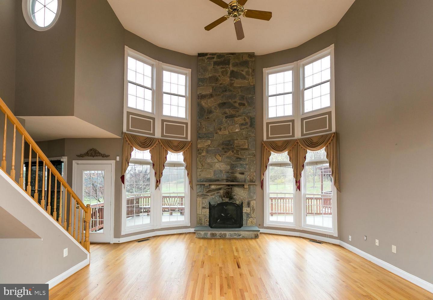 HAMPSHIRE GREENS - Residential