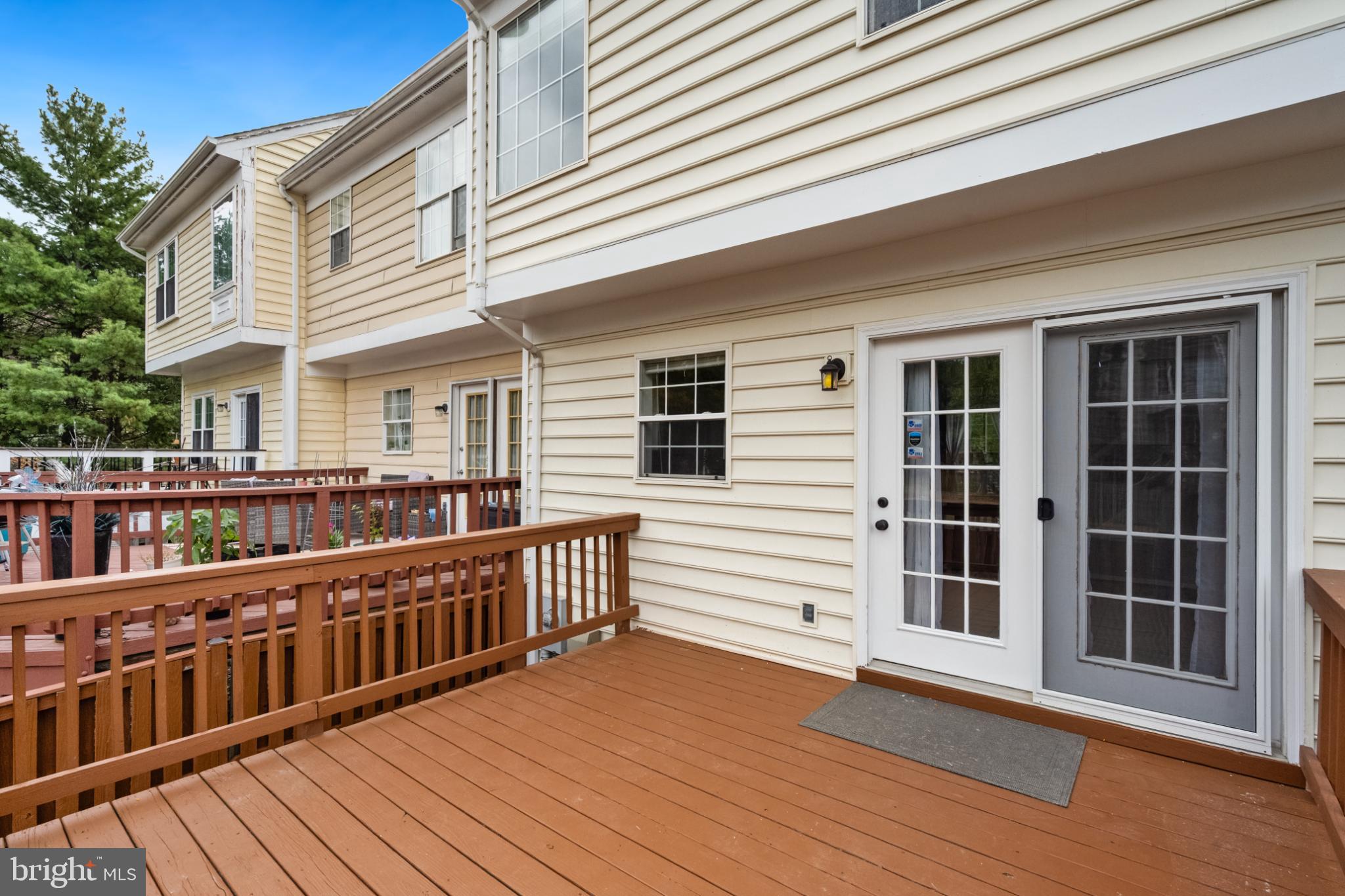 SOUTH RIDING - Residential