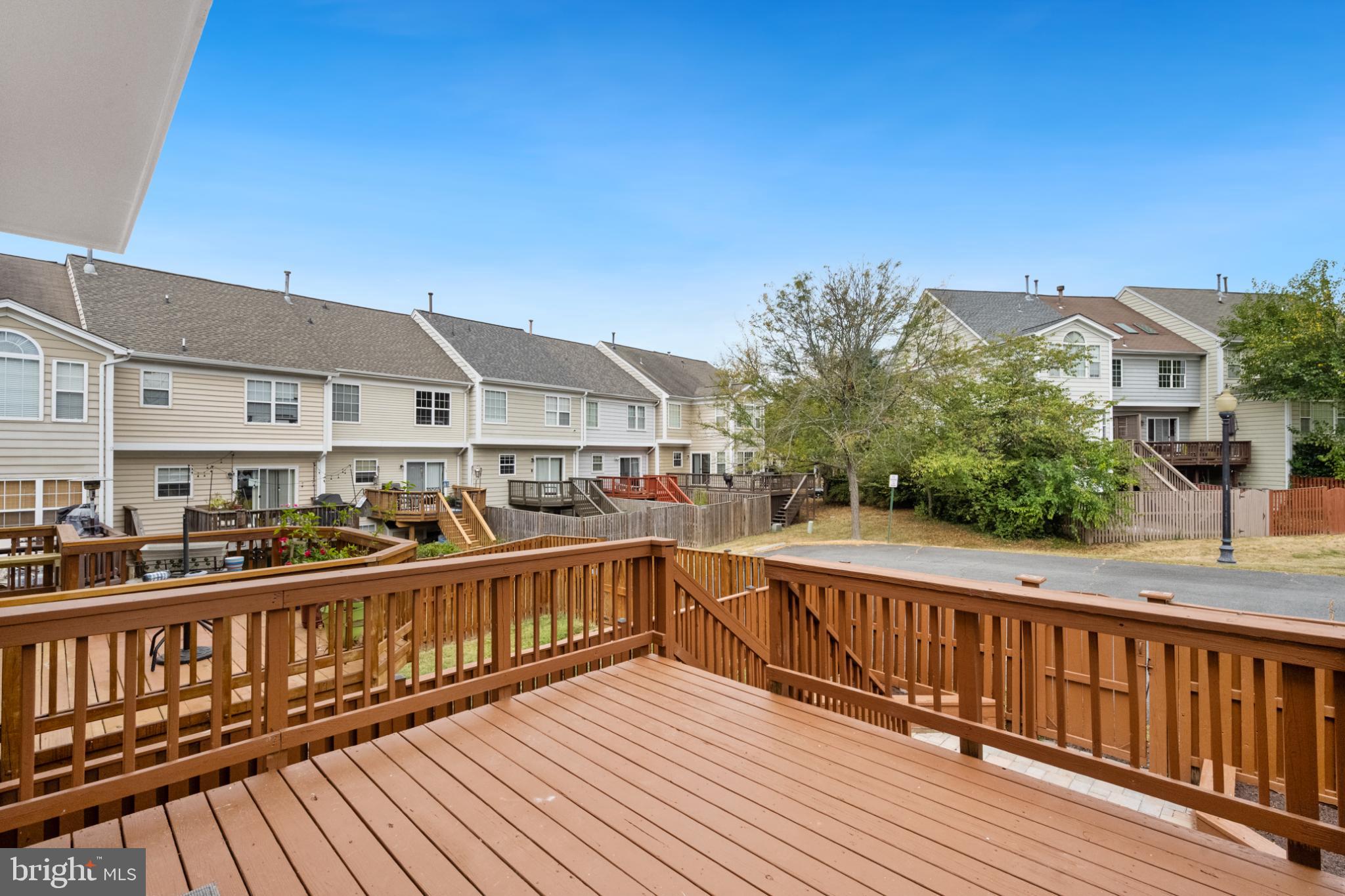 SOUTH RIDING - Residential