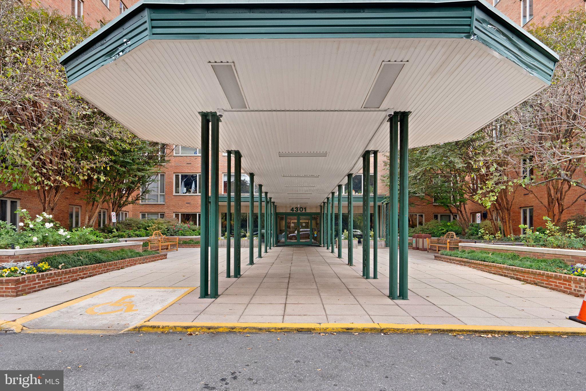 4301 MASSACHUSETTS AVENUE NW 7002