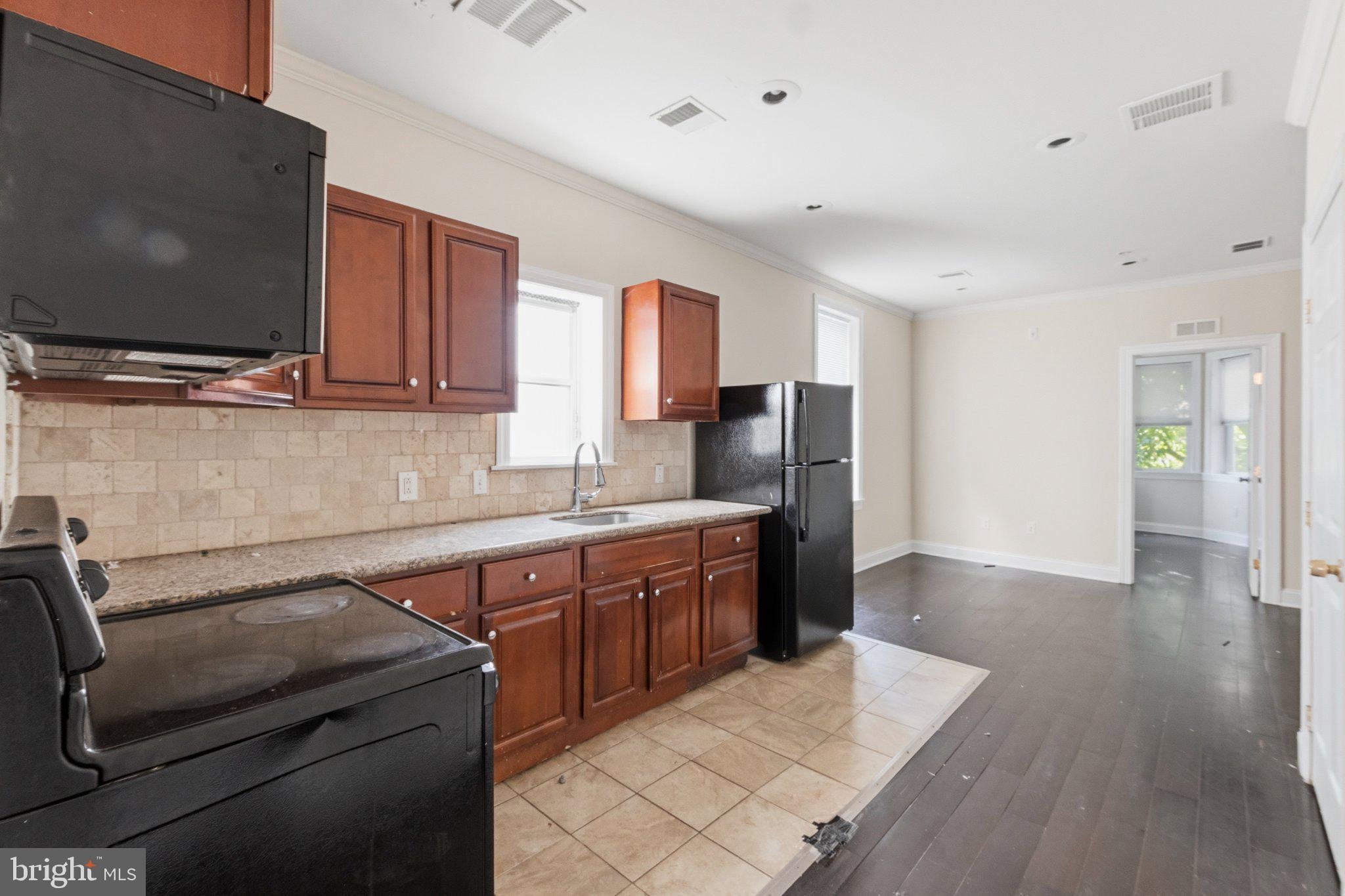 1832 N 18TH STREET B - Photo 3