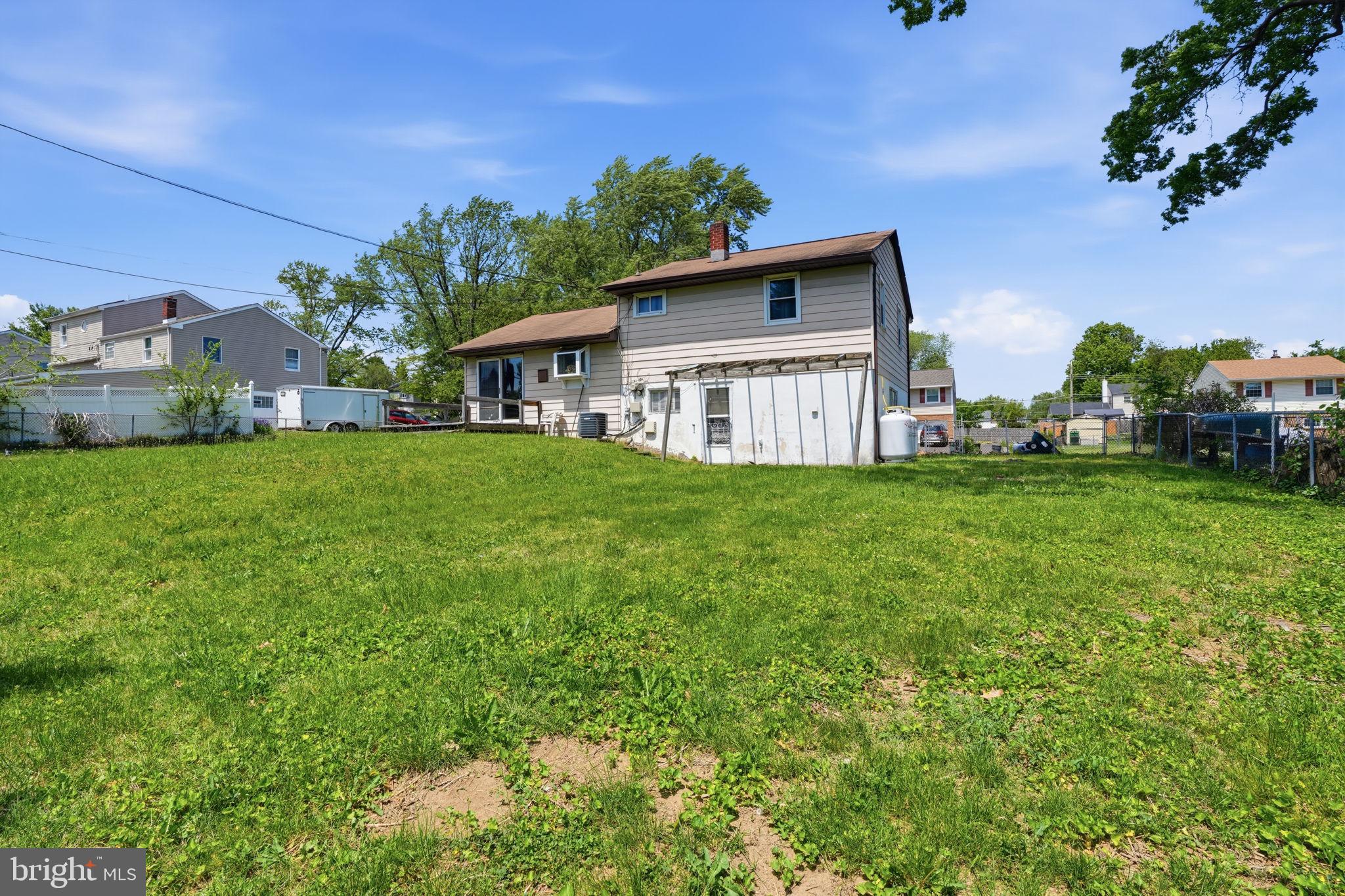 FEASTERVILLE HGTS - Residential
