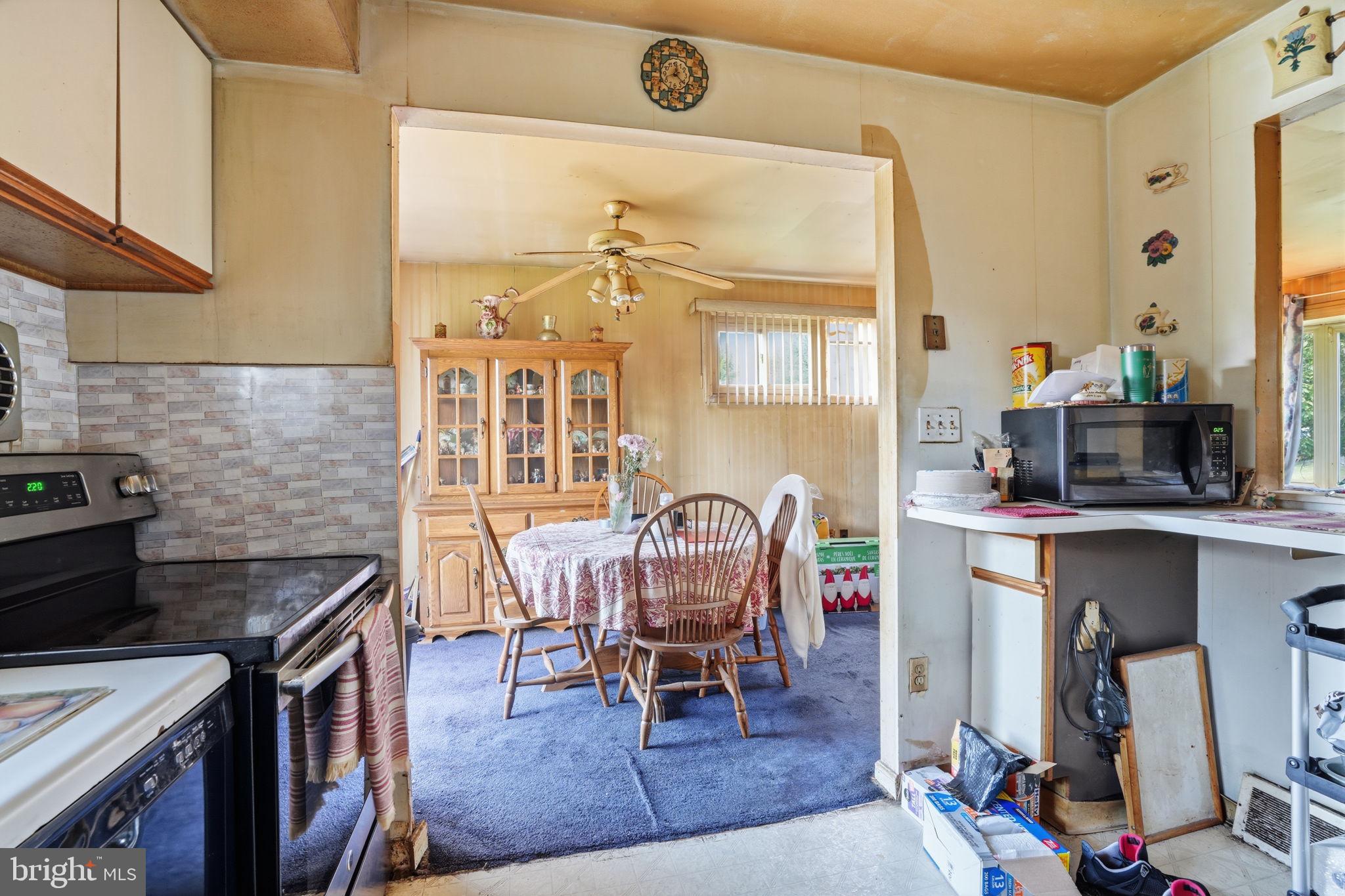 FEASTERVILLE HGTS - Residential