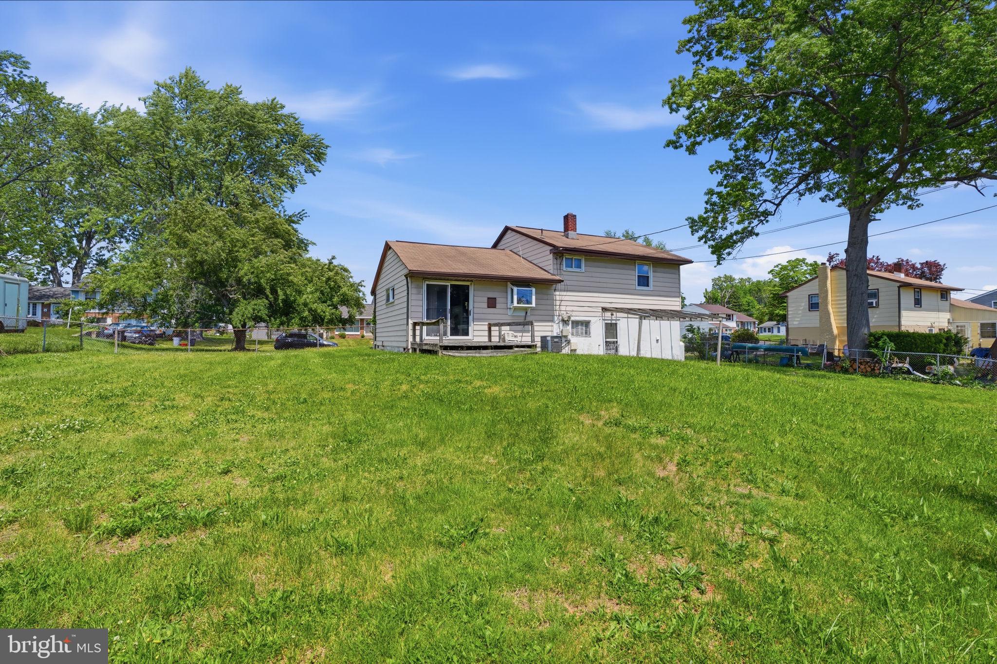 FEASTERVILLE HGTS - Residential