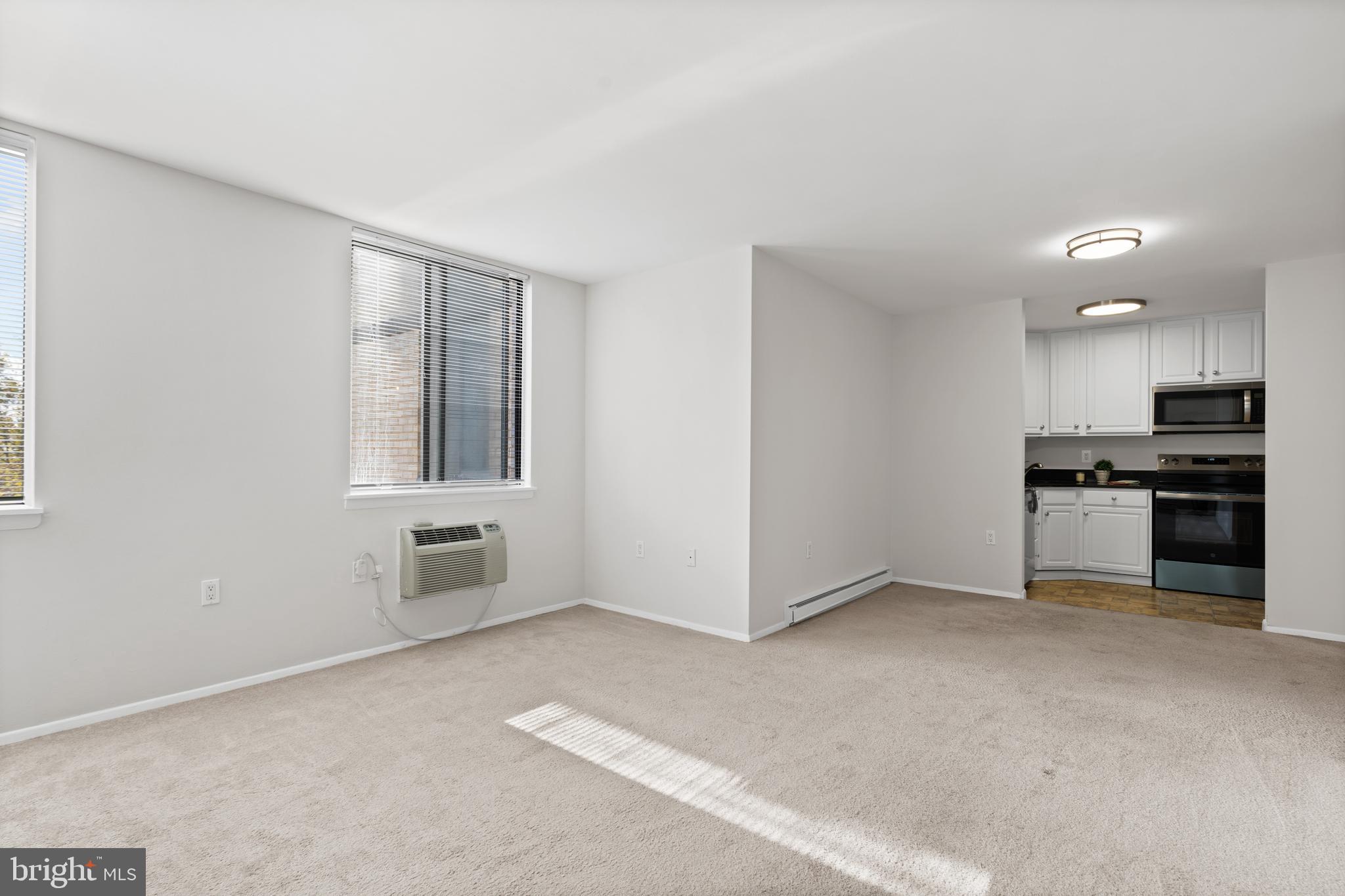 BARCROFT HILLS - Residential