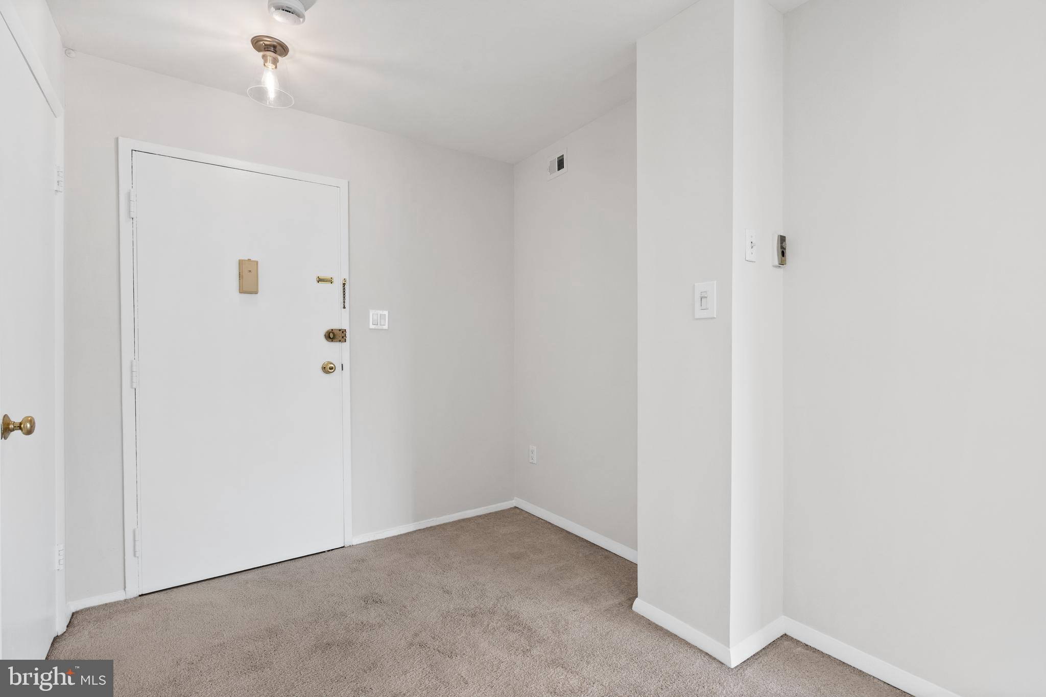 BARCROFT HILLS - Residential