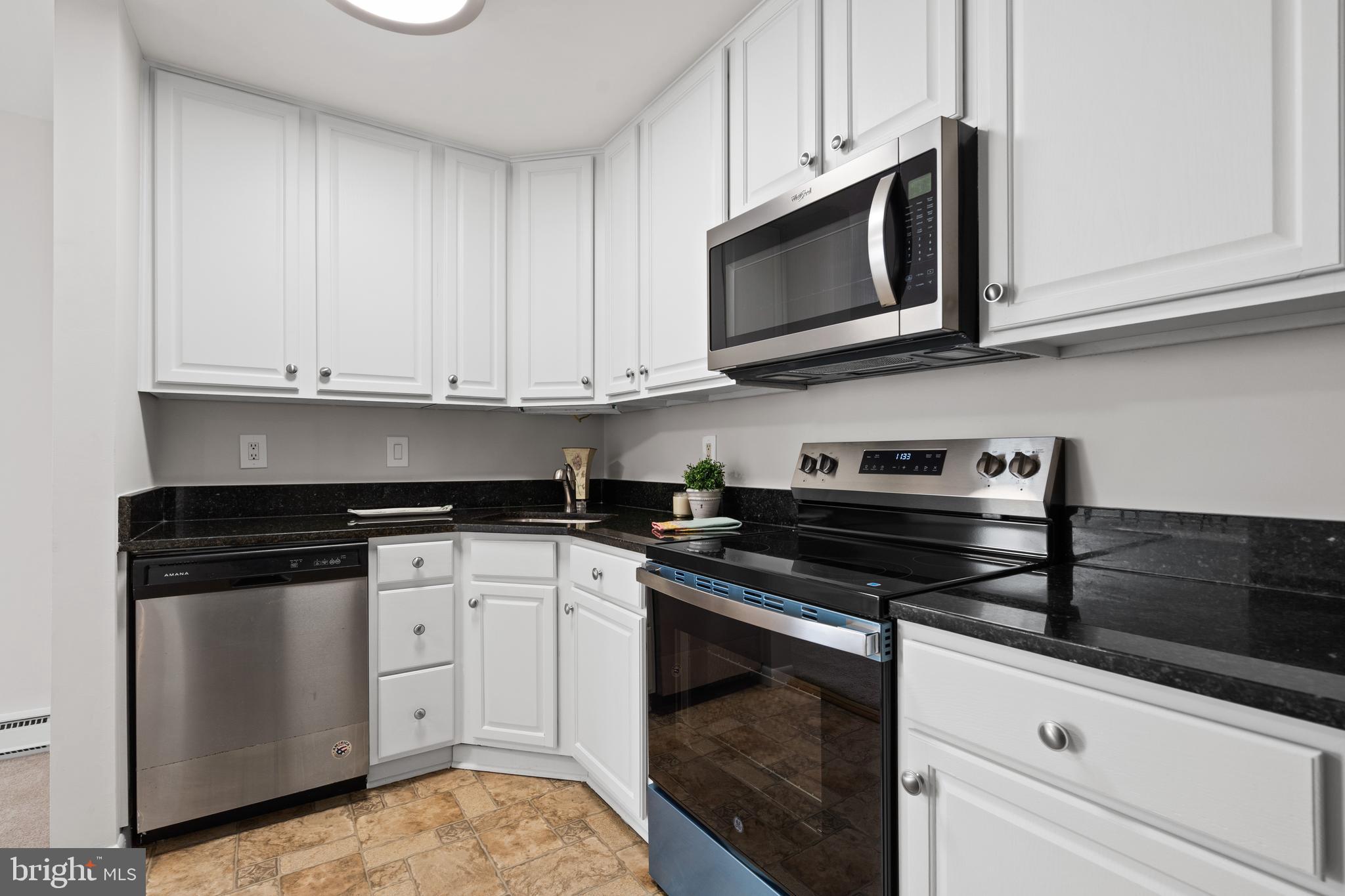 BARCROFT HILLS - Residential