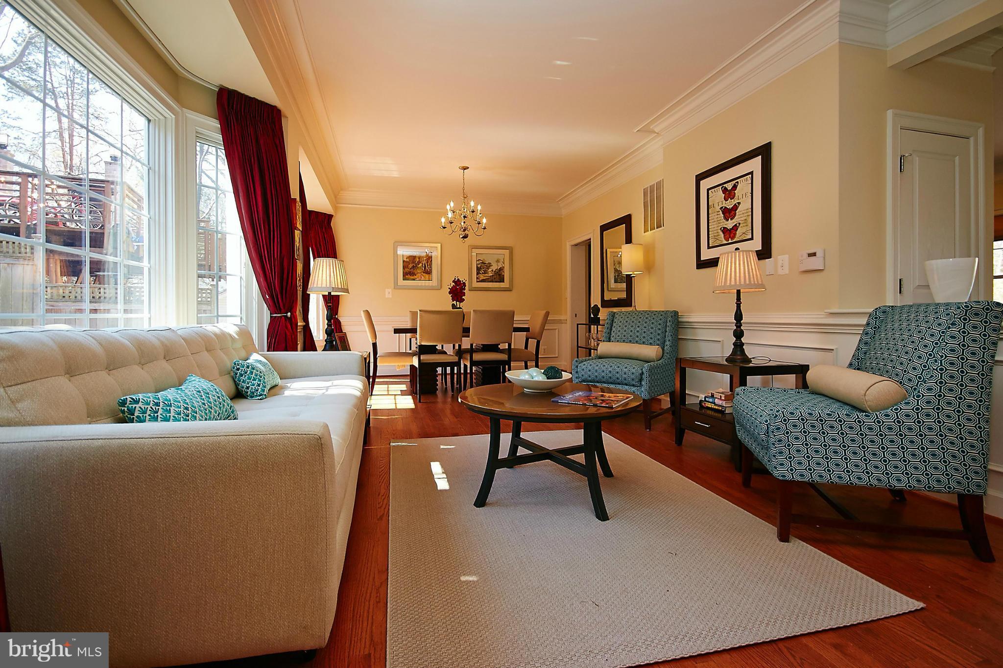 MAYWOOD - Residential