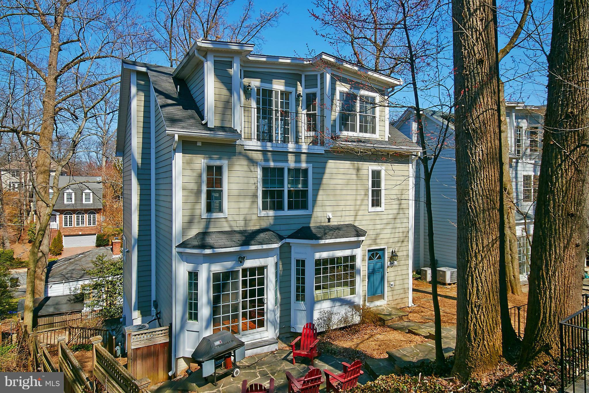 MAYWOOD - Residential