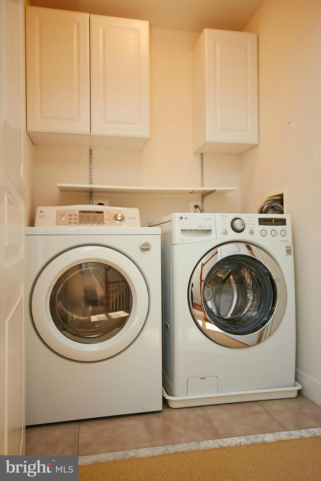 MAYWOOD - Residential