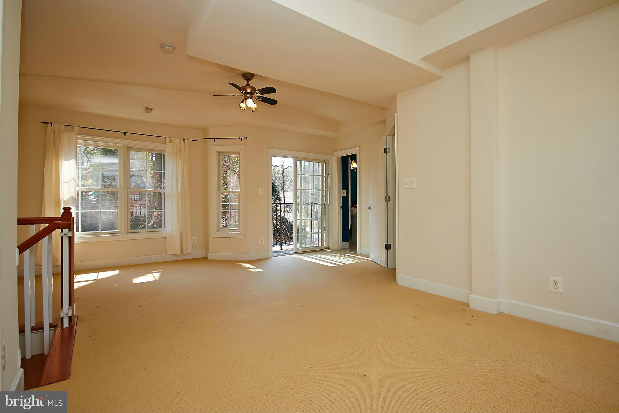 MAYWOOD - Residential