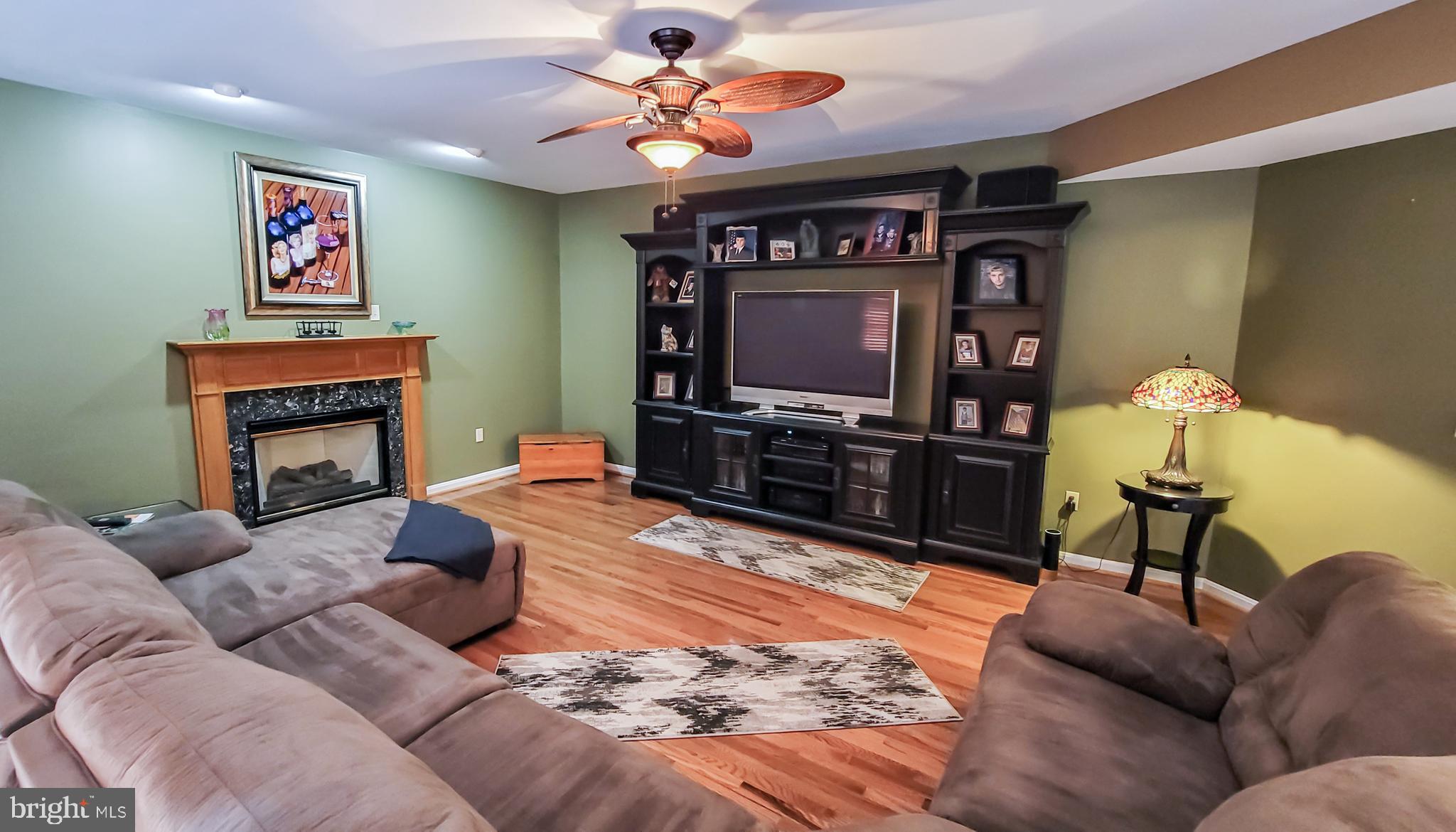 WHITTIER POND - Residential