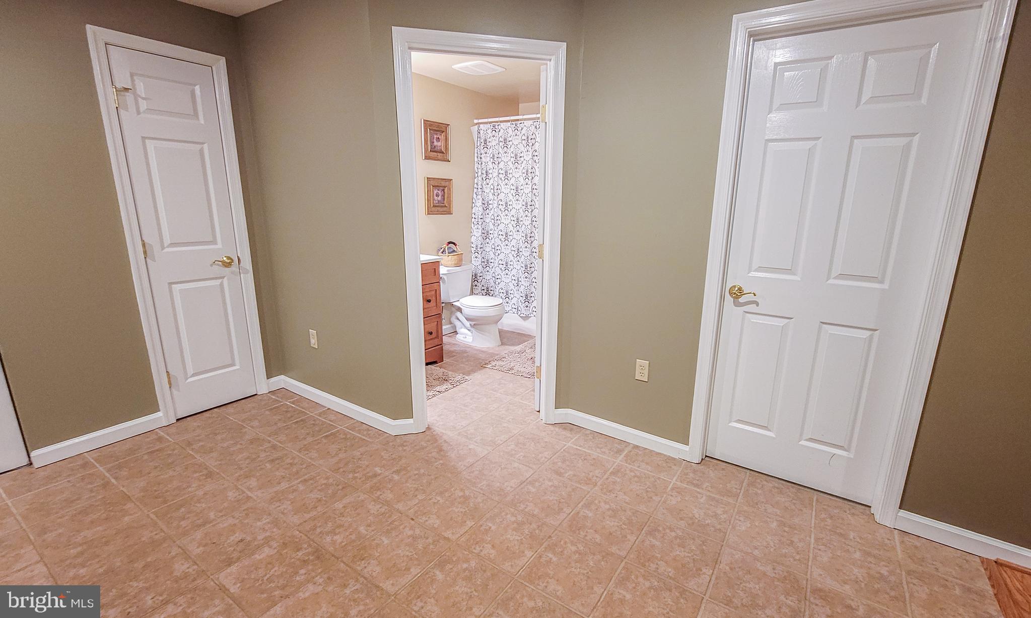 WHITTIER POND - Residential