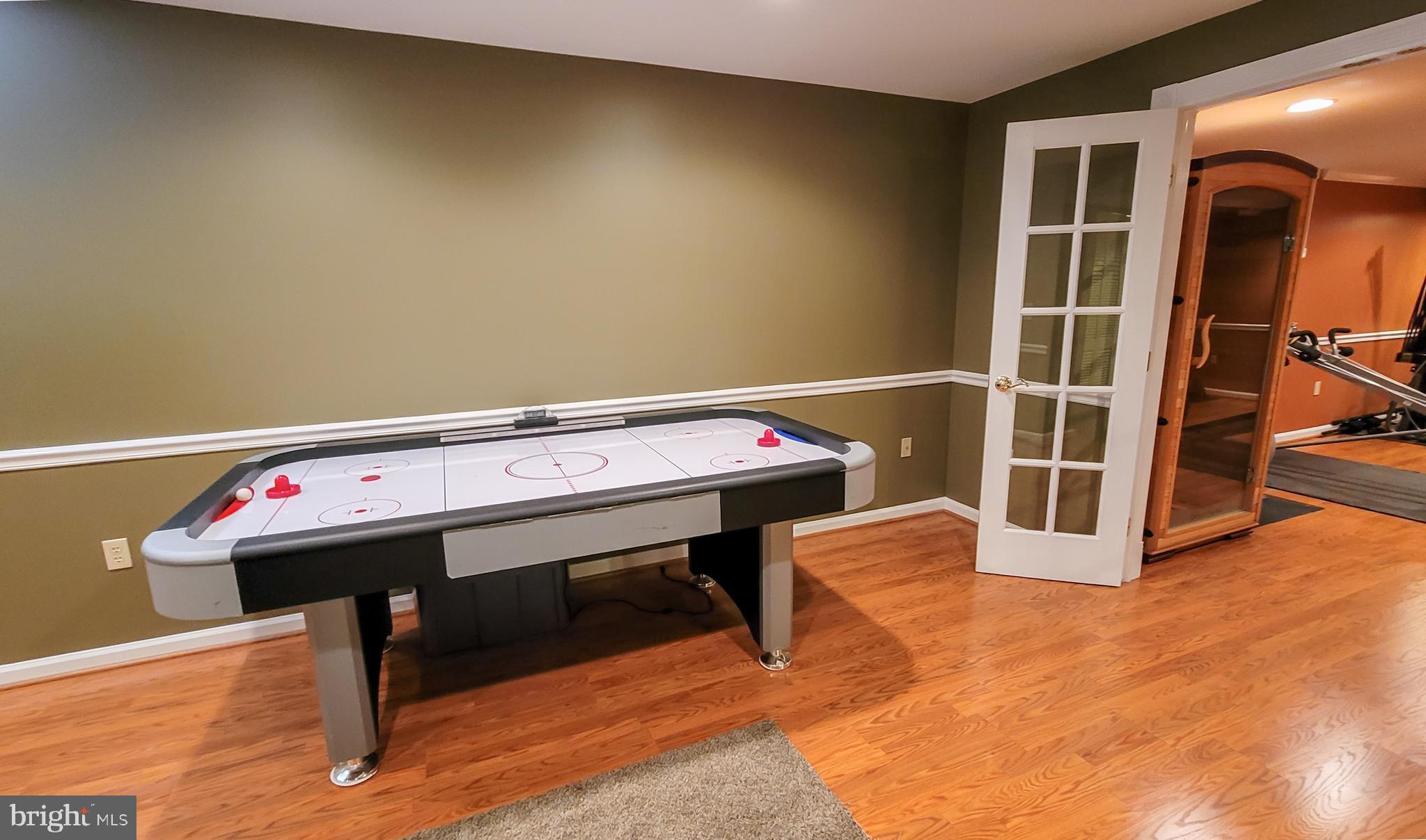 WHITTIER POND - Residential