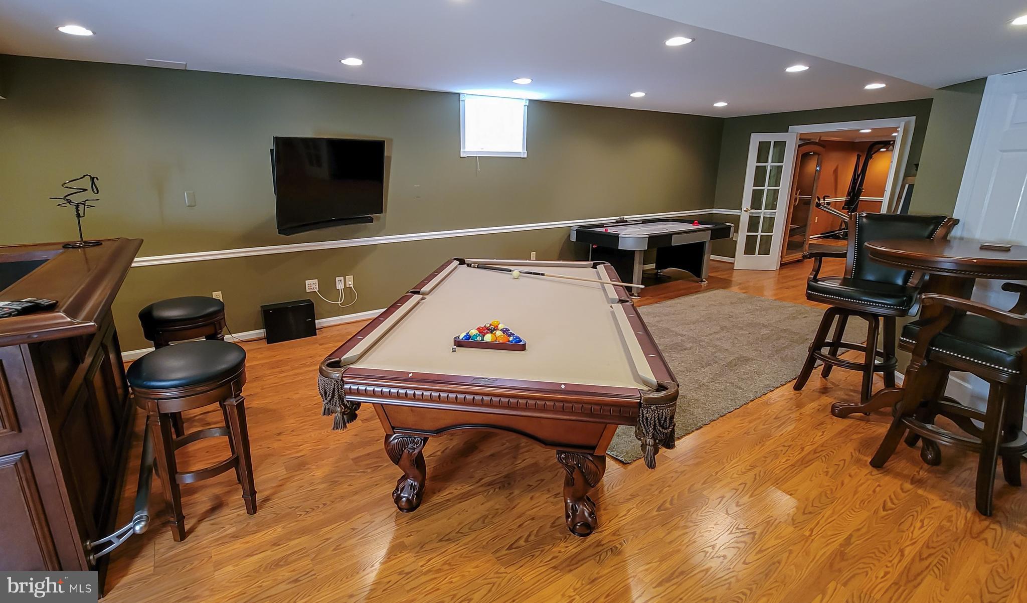 WHITTIER POND - Residential