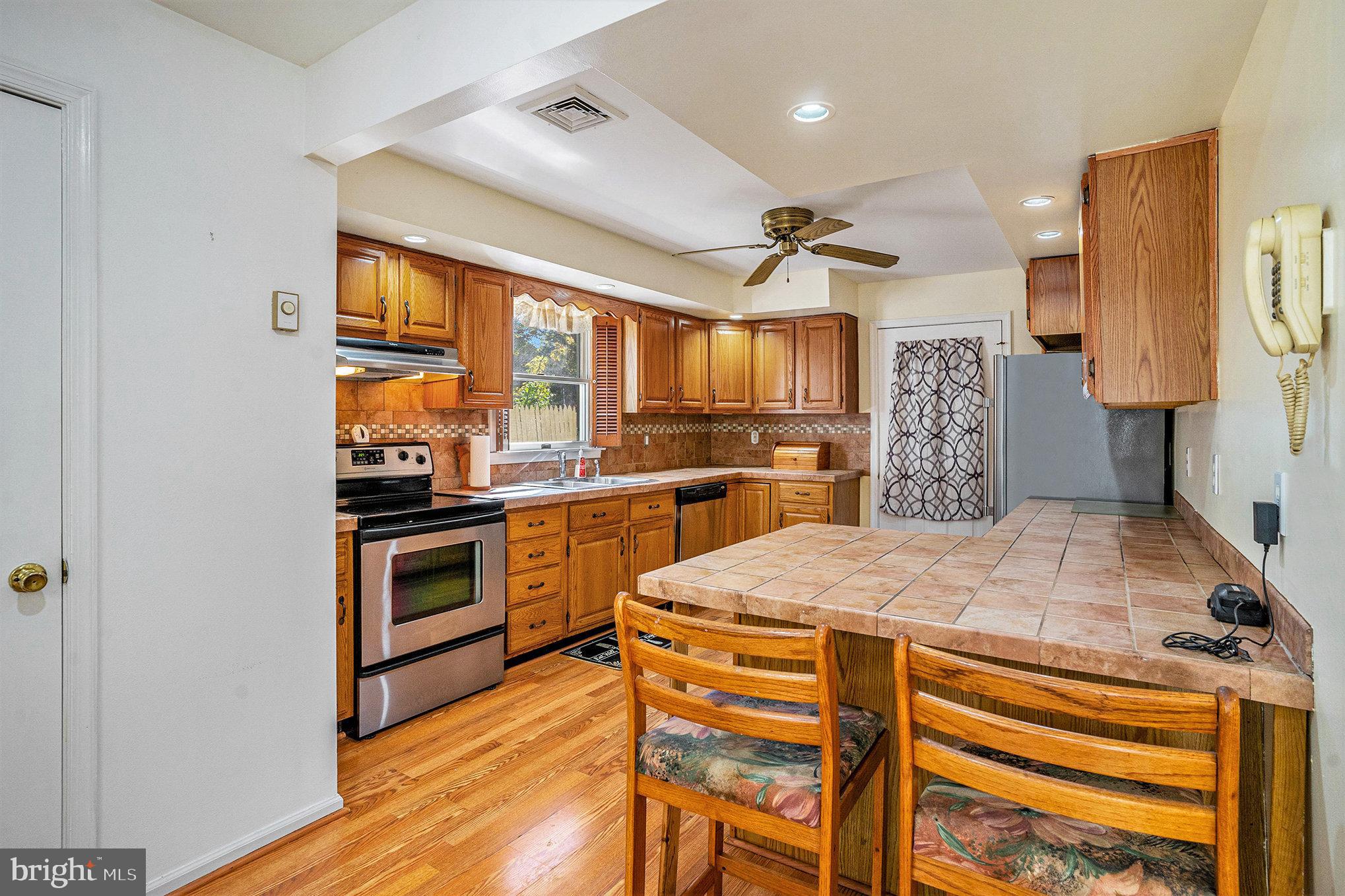 WHITELAND HILLS - Residential