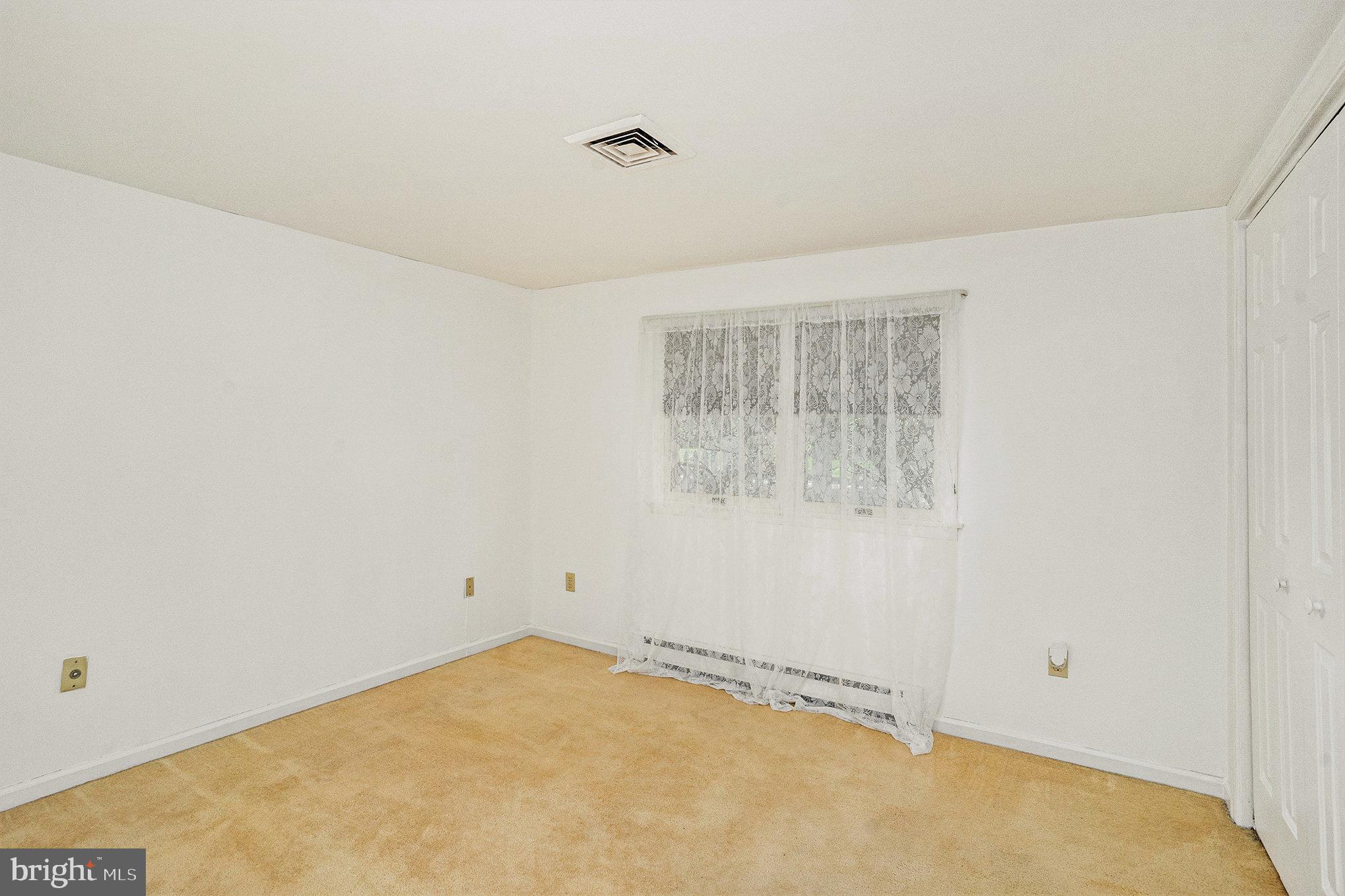 WHITELAND HILLS - Residential