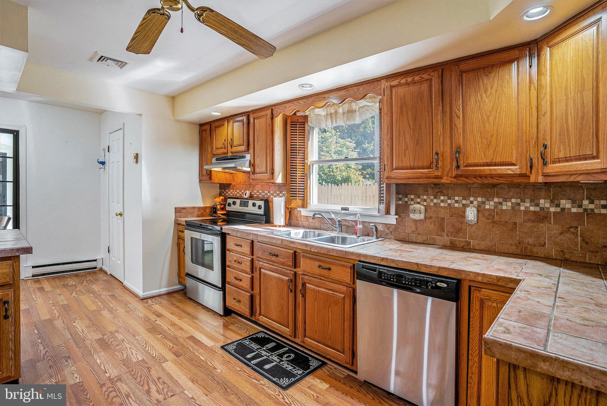 WHITELAND HILLS - Residential