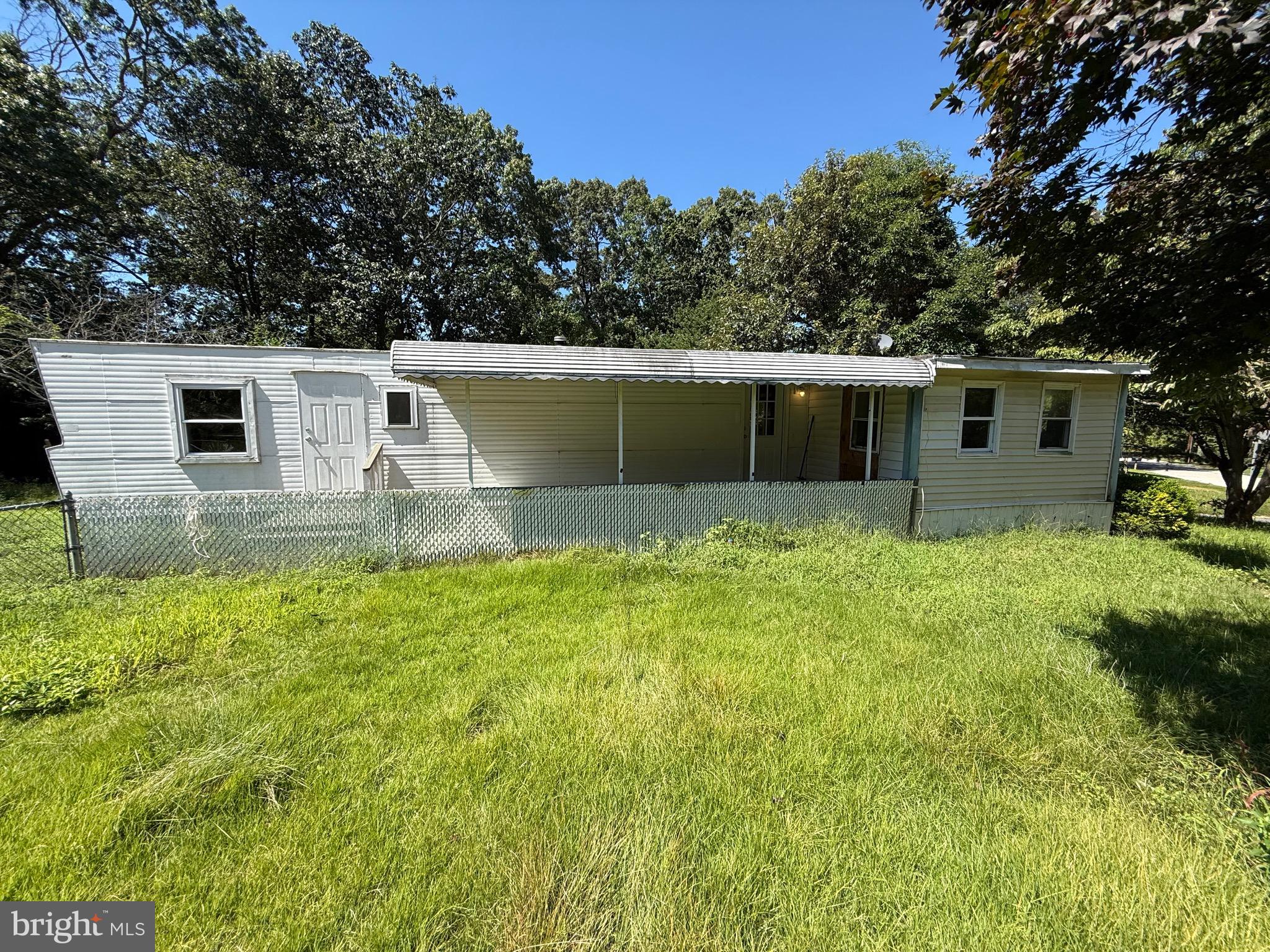 401 ROBIN ROAD