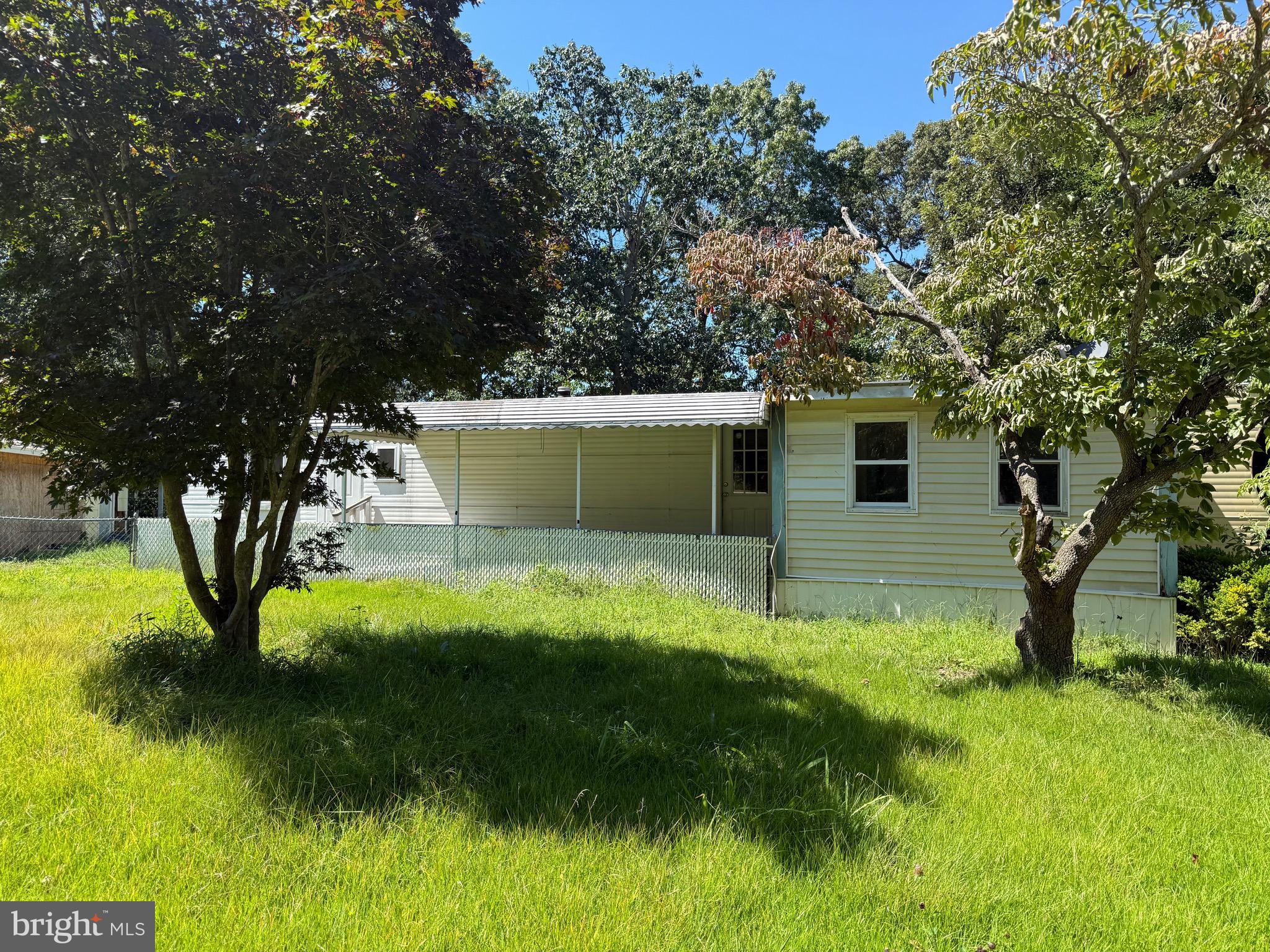 401 ROBIN ROAD