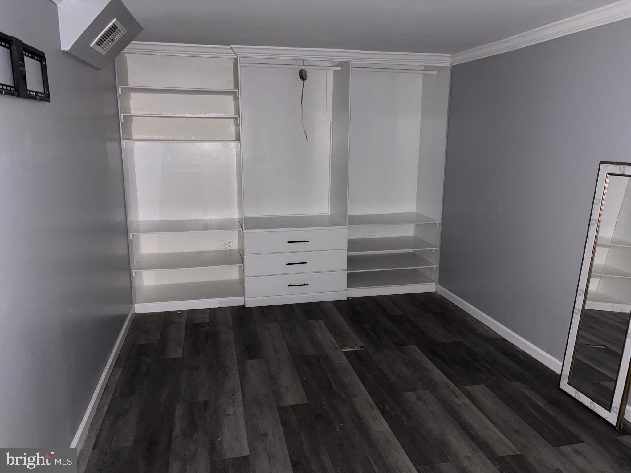 STONEHURST - Residential