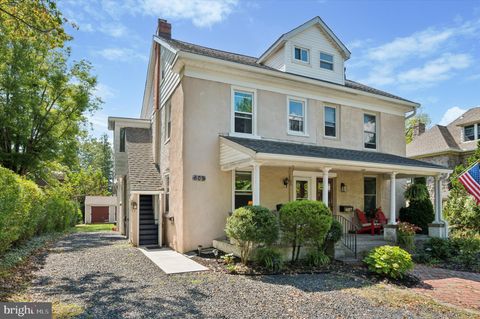 609 ARDROSS AVENUE AMBLER PA 19002