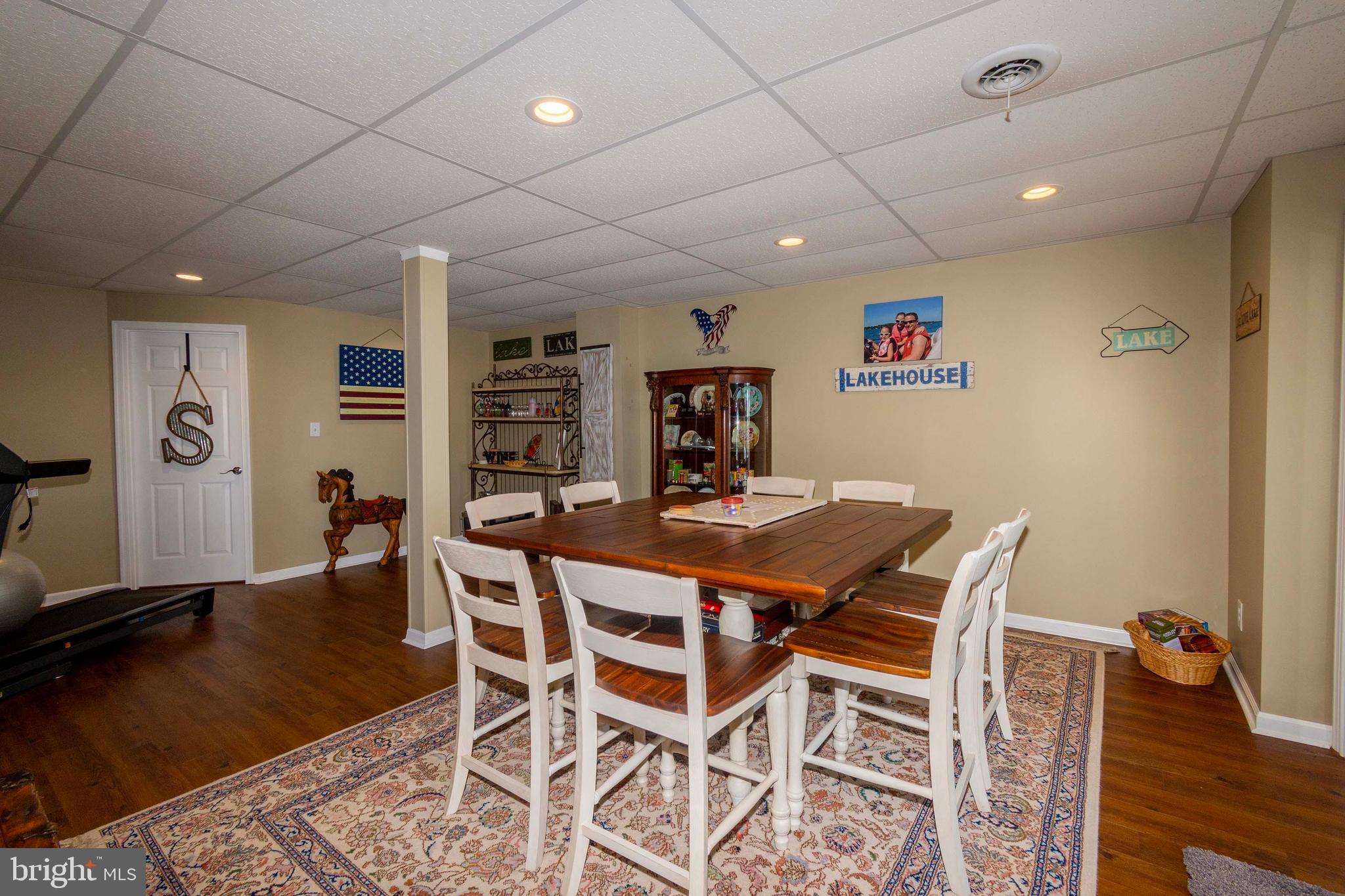 OAK LANDING - Residential