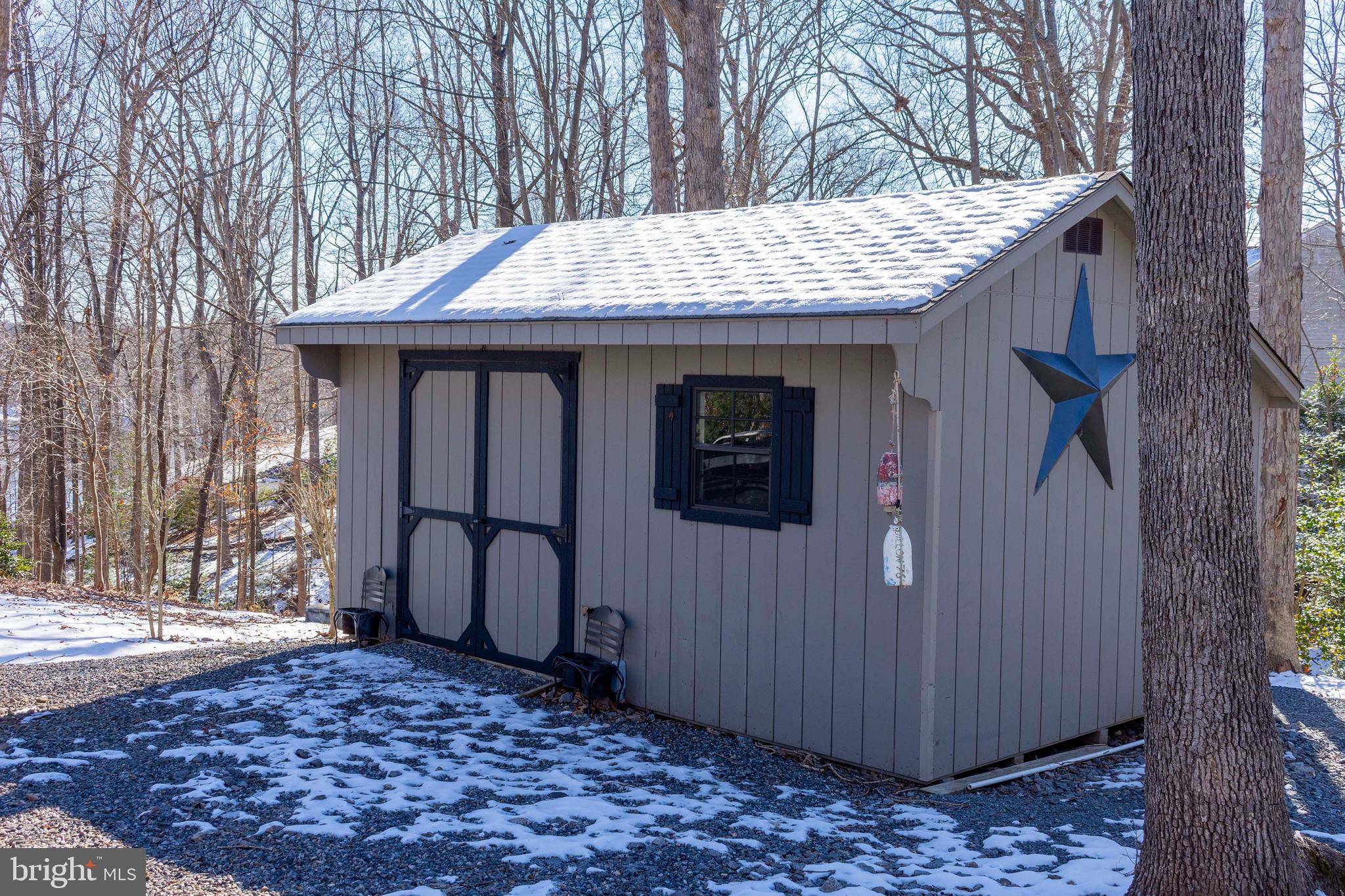 OAK LANDING - Residential