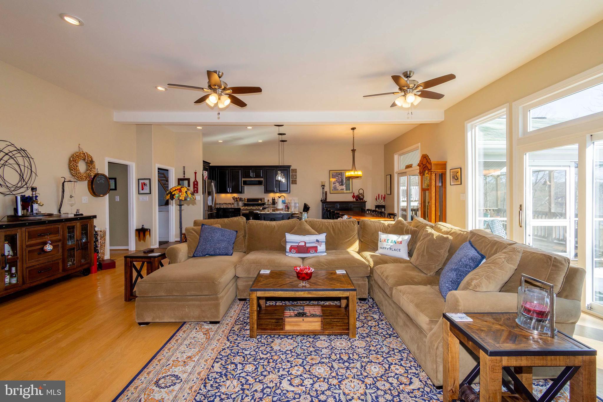 OAK LANDING - Residential