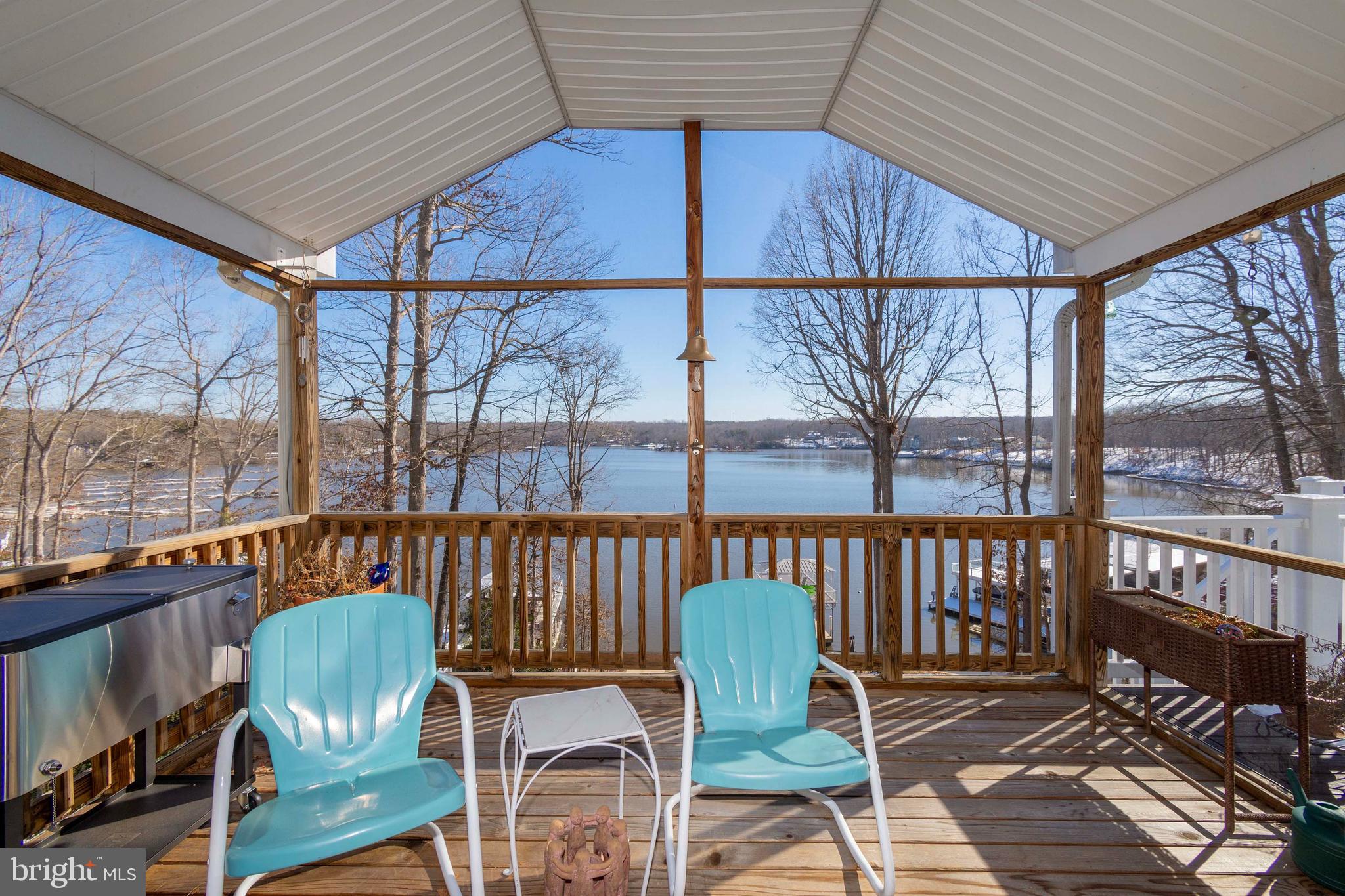 OAK LANDING - Residential