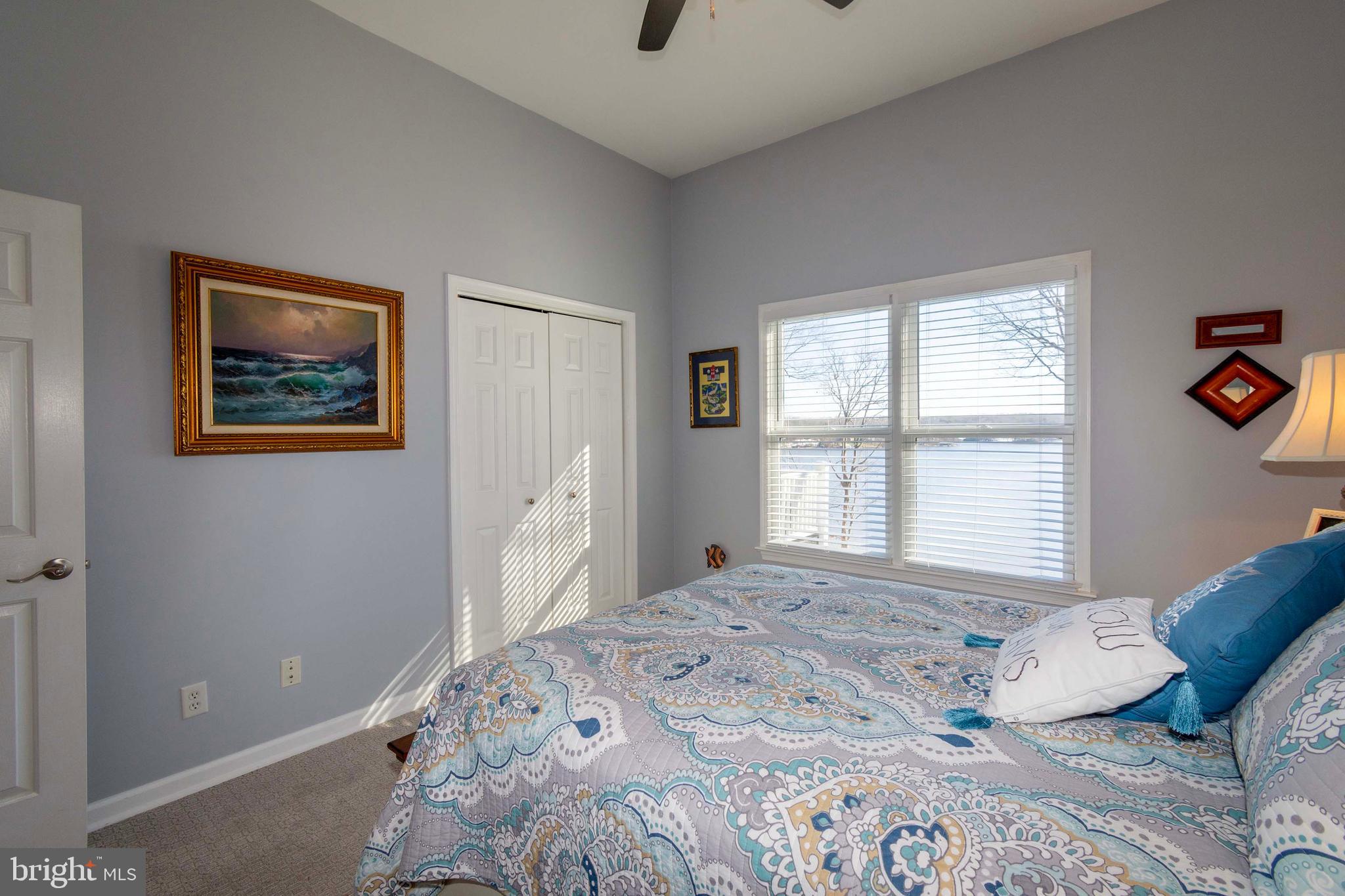 OAK LANDING - Residential