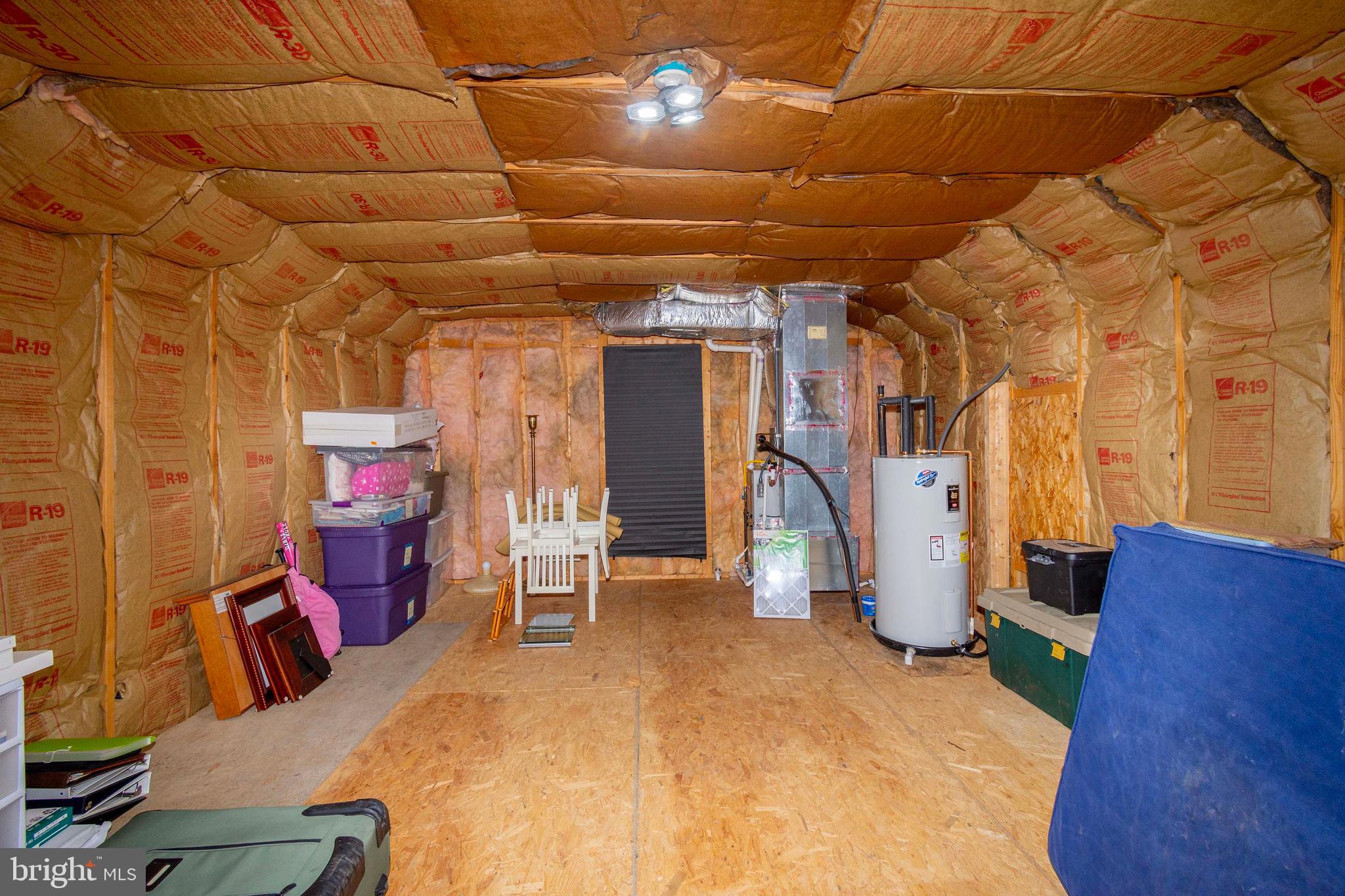 OAK LANDING - Residential