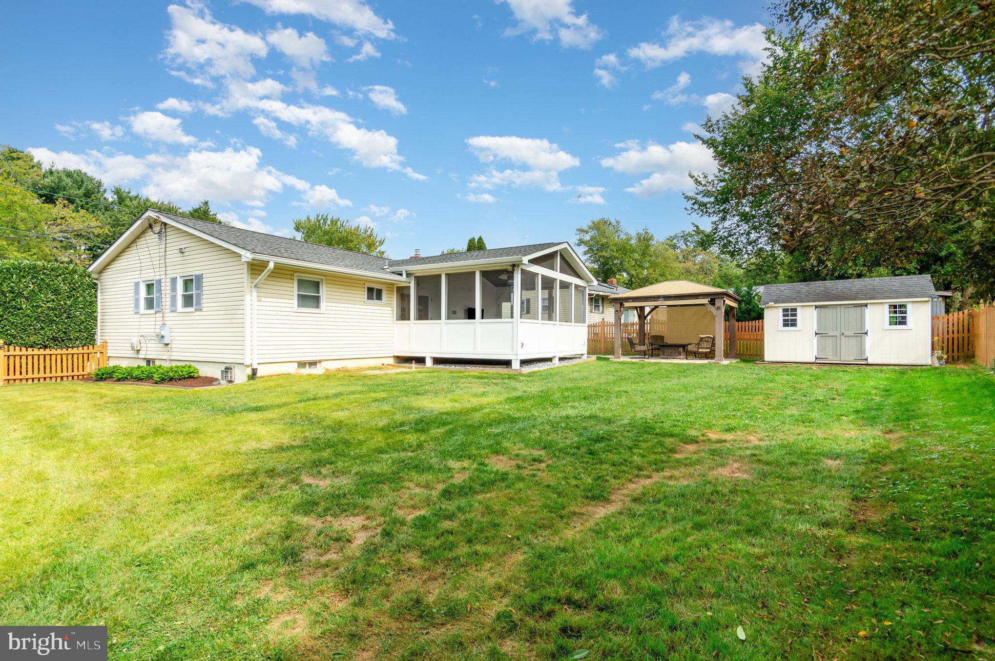 HUNGERFORD - Residential