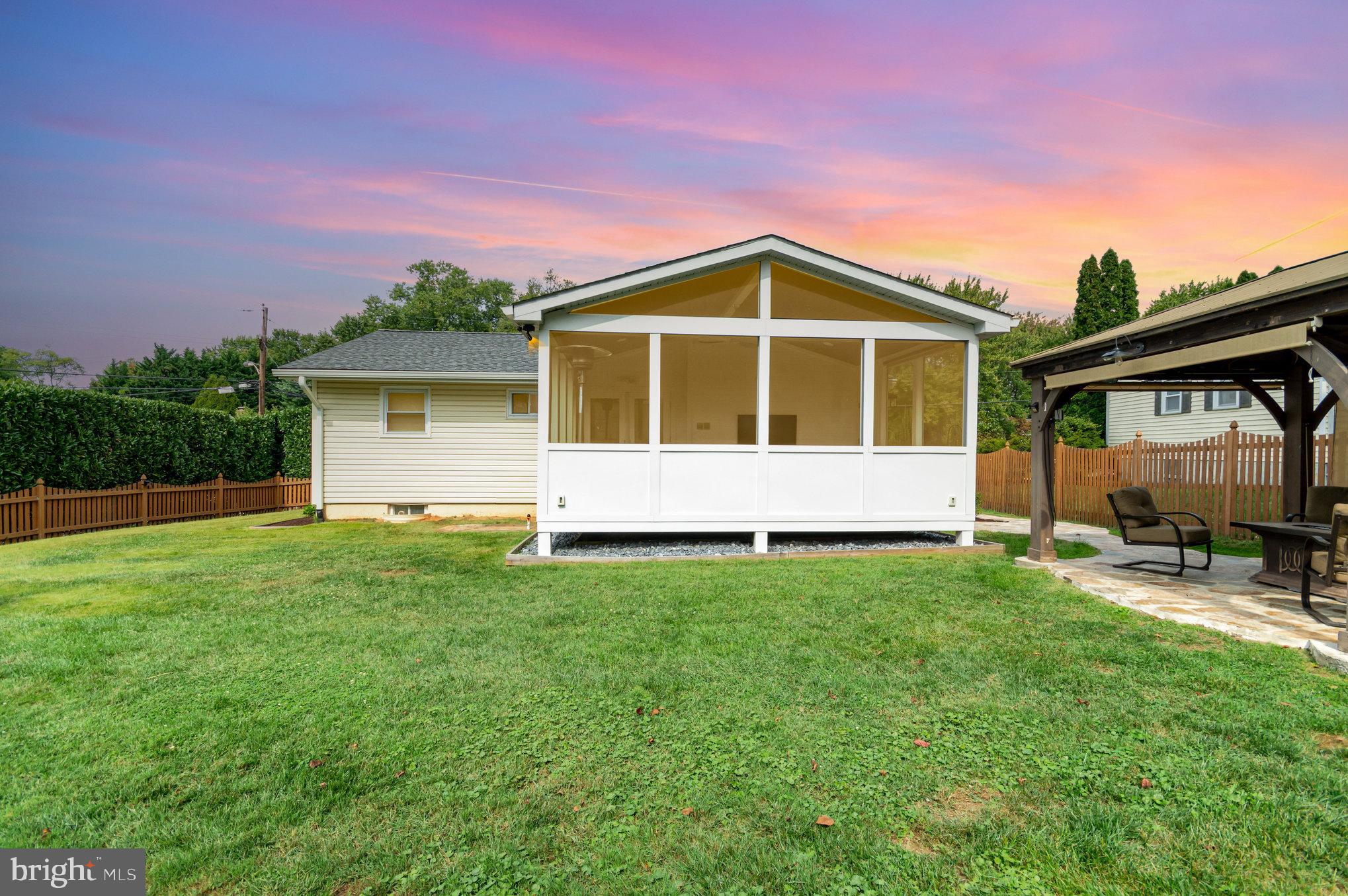 HUNGERFORD - Residential