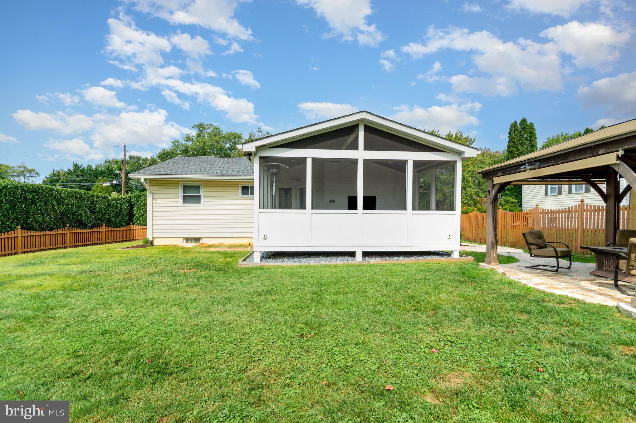 HUNGERFORD - Residential