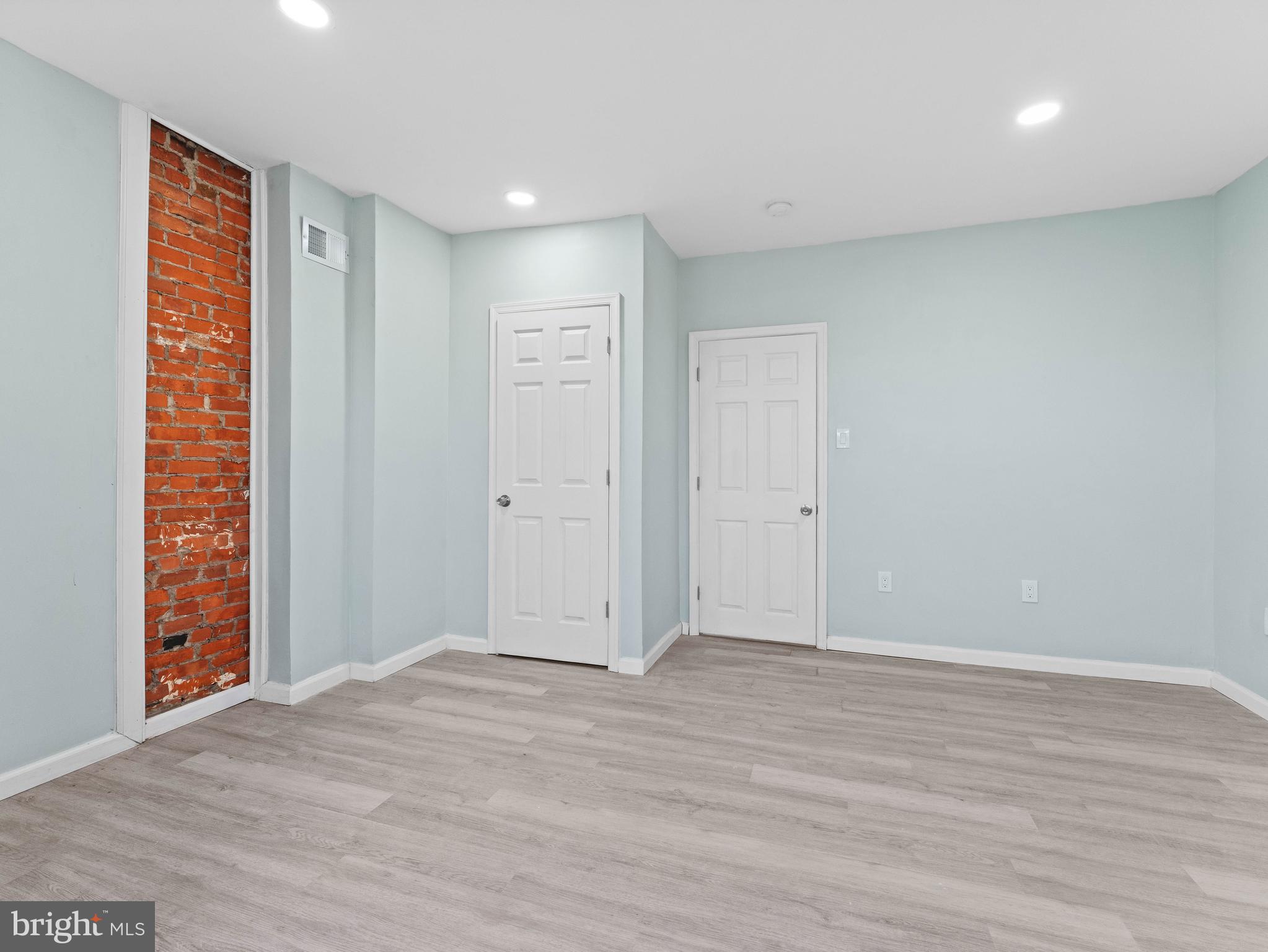 COBBS CREEK - Residential