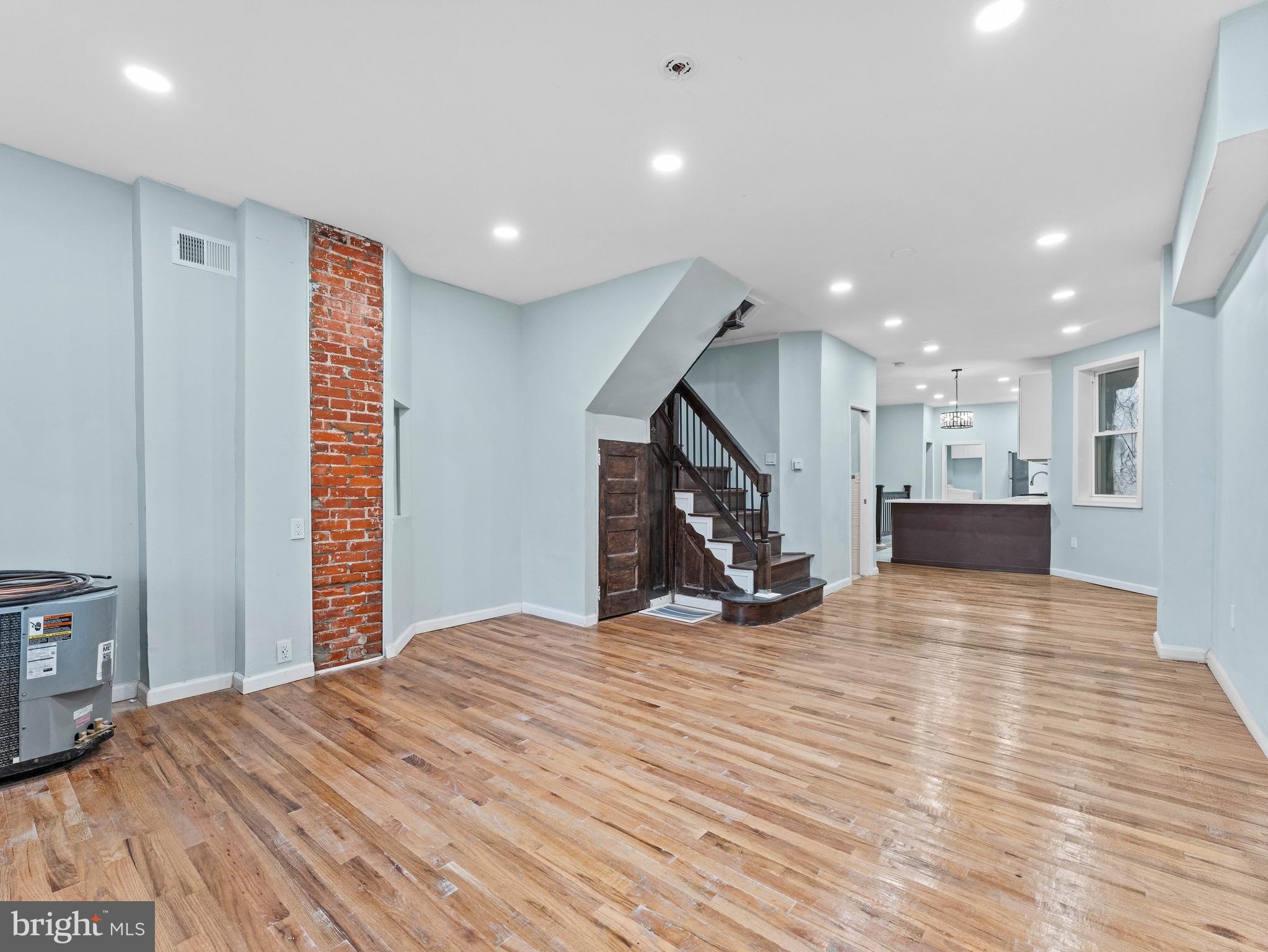 COBBS CREEK - Residential