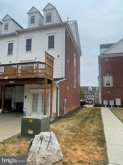 CAMDEN CROSSING - Residential