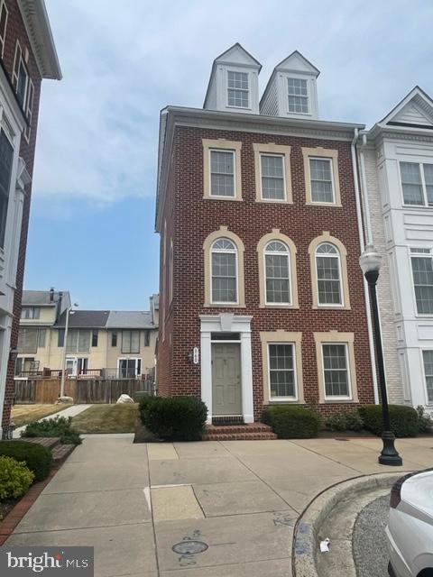 CAMDEN CROSSING - Residential