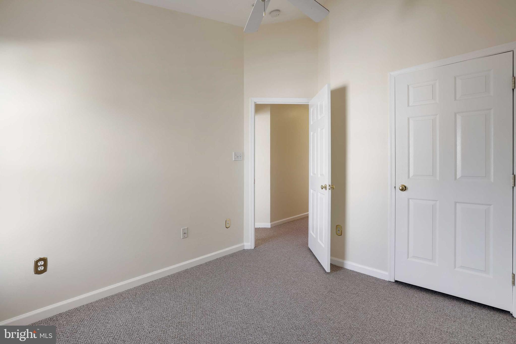 LAKELANDS - Residential Lease