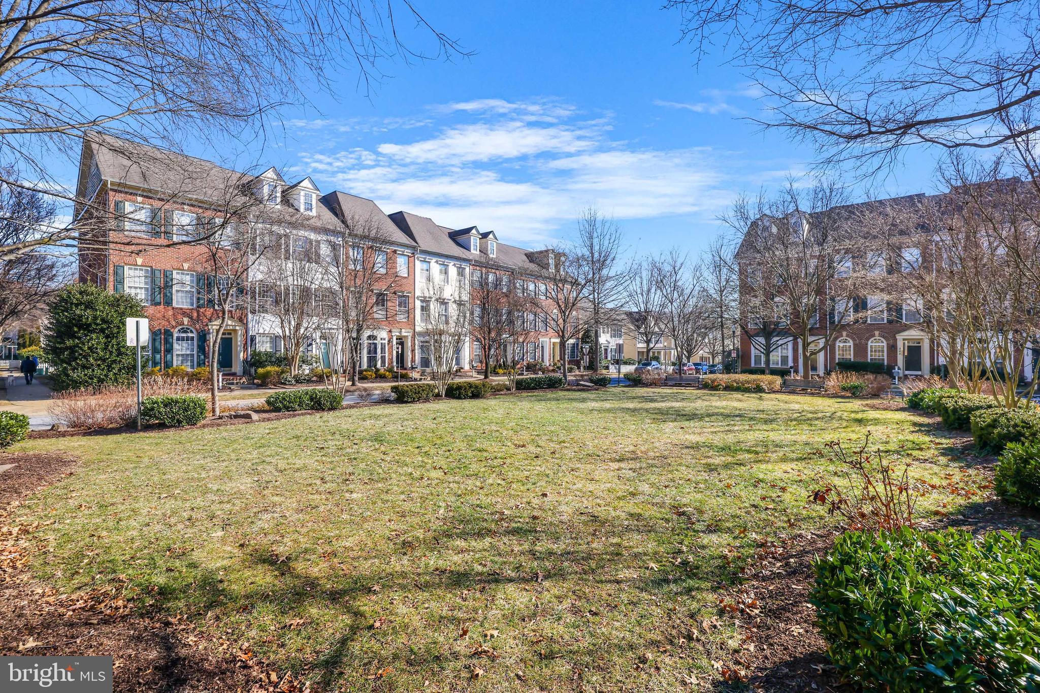 LAKELANDS - Residential Lease