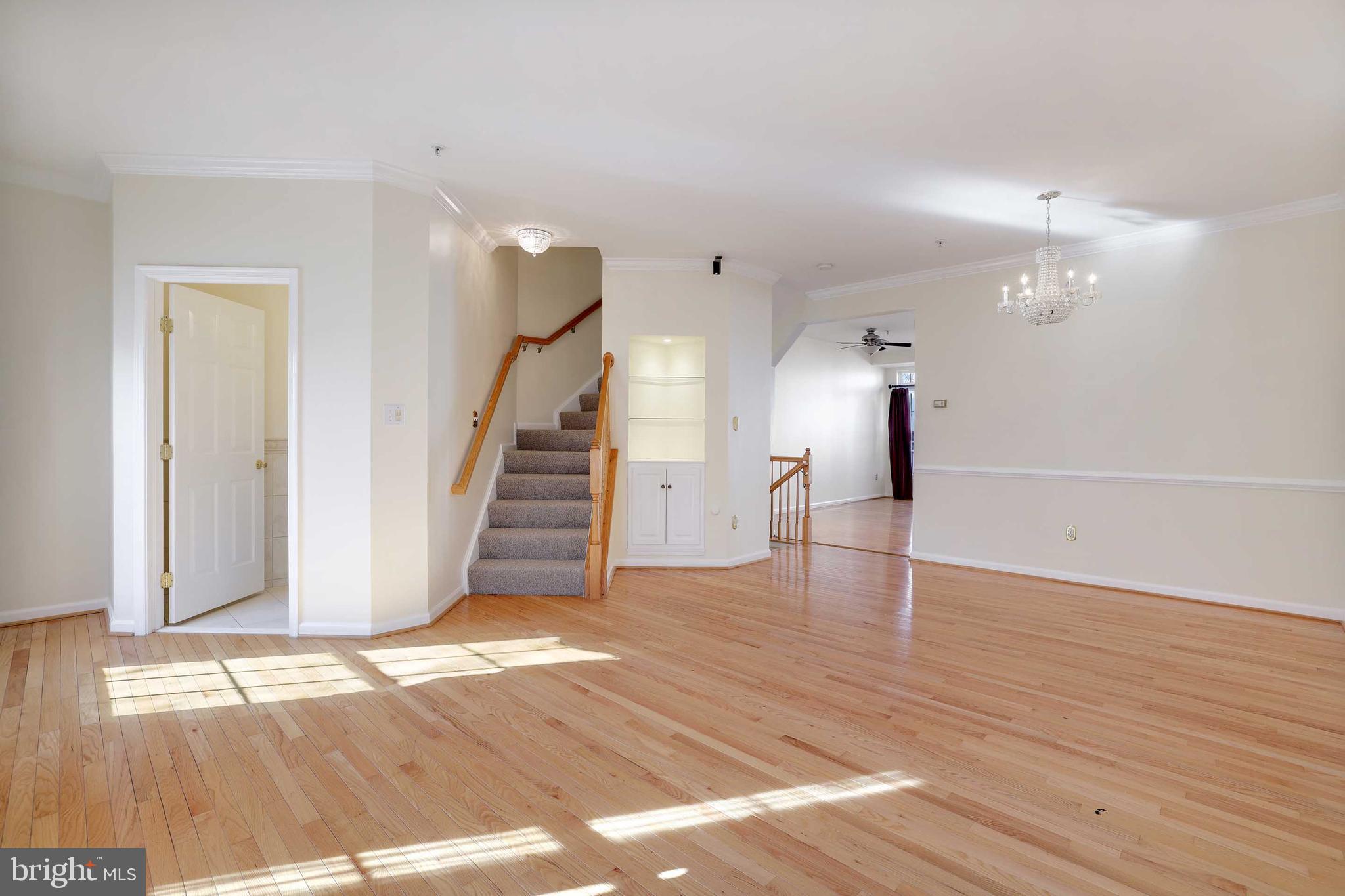 LAKELANDS - Residential Lease