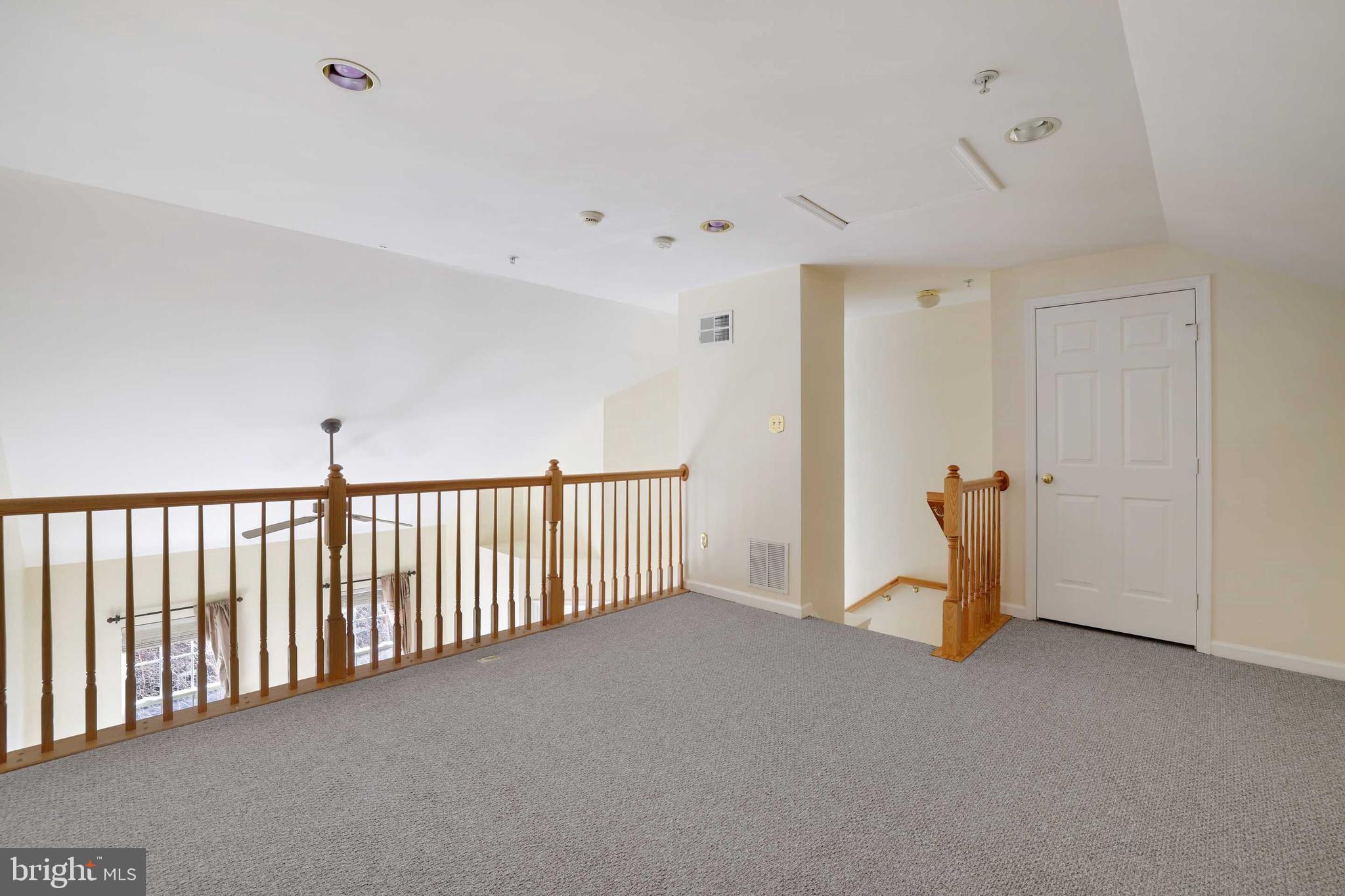 LAKELANDS - Residential Lease