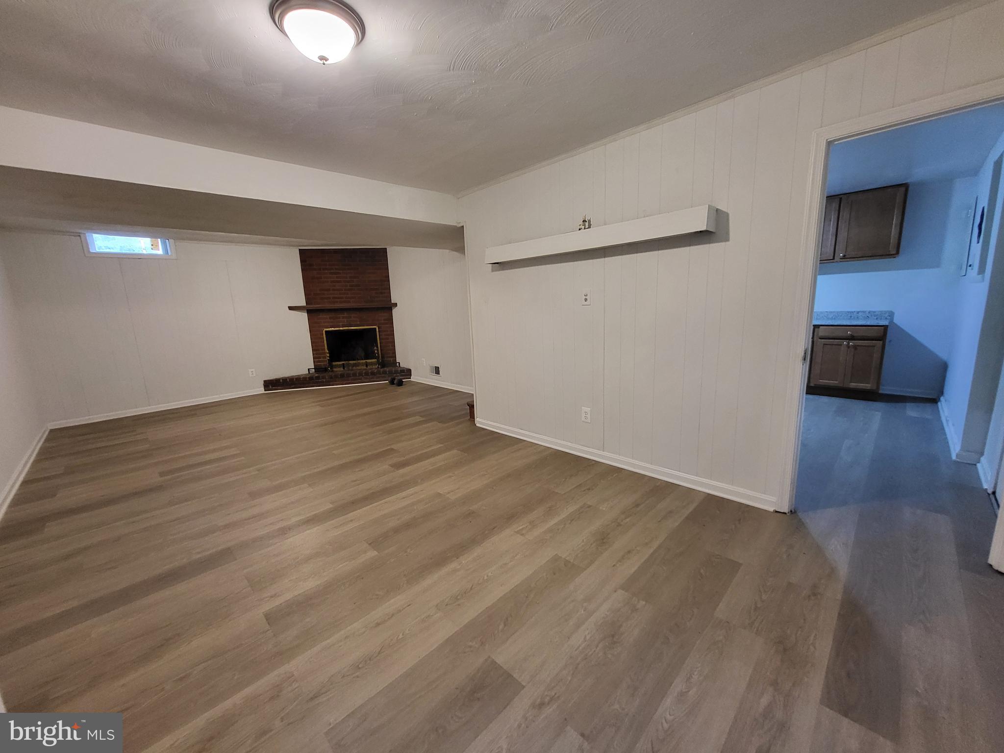 DORCHESTER ESTATES - Residential